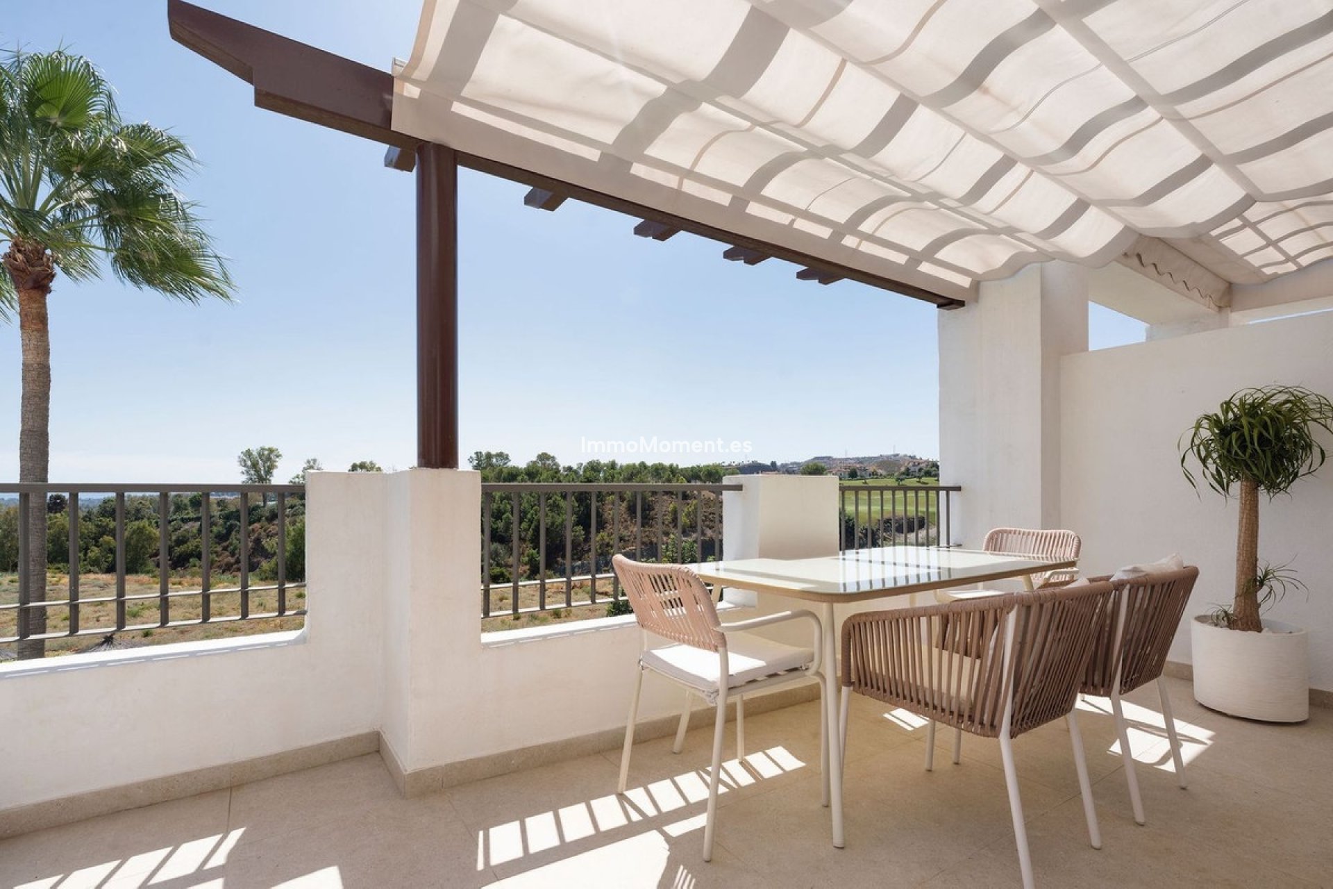 Resale - Apartment - Benahavís - Los Arqueros