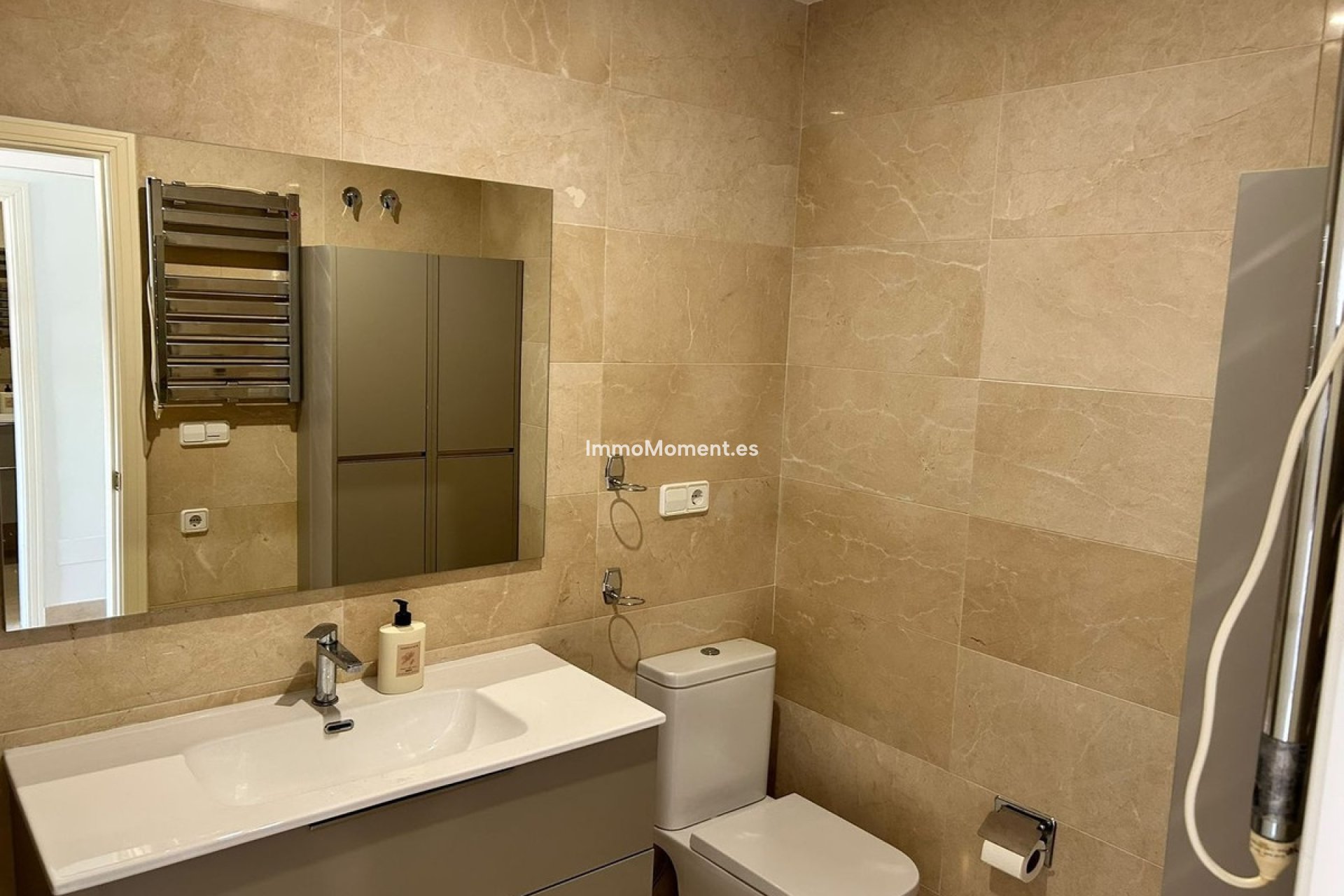 Resale - Apartment - Benahavís - Los Arqueros