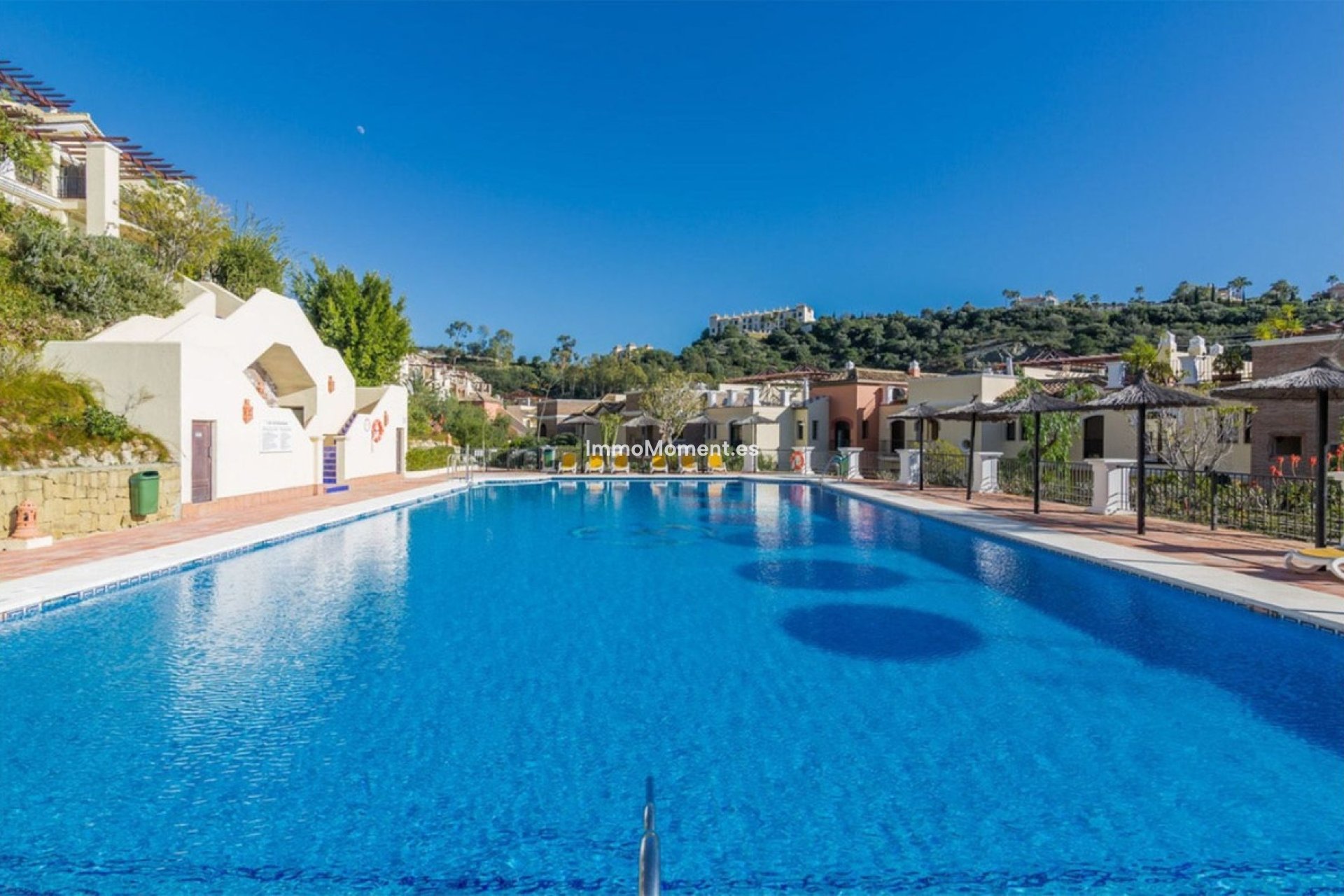 Resale - Apartment - Benahavís - Los Arqueros
