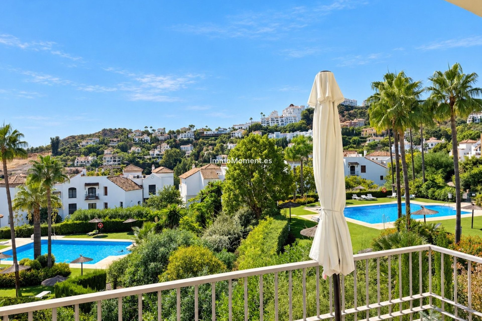 Resale - Apartment - Benahavís - Los Arqueros