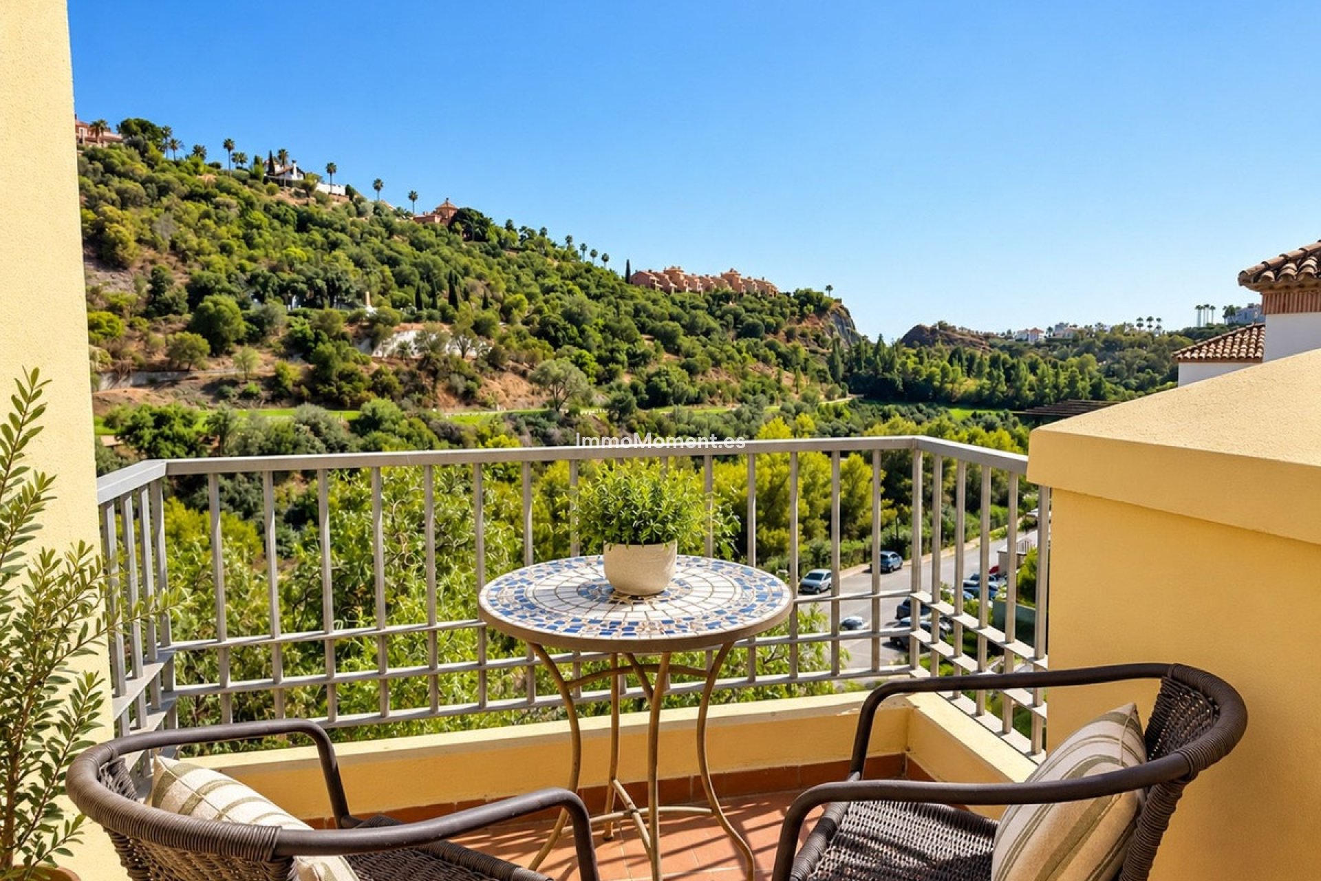 Resale - Apartment - Benahavís - Los Arqueros