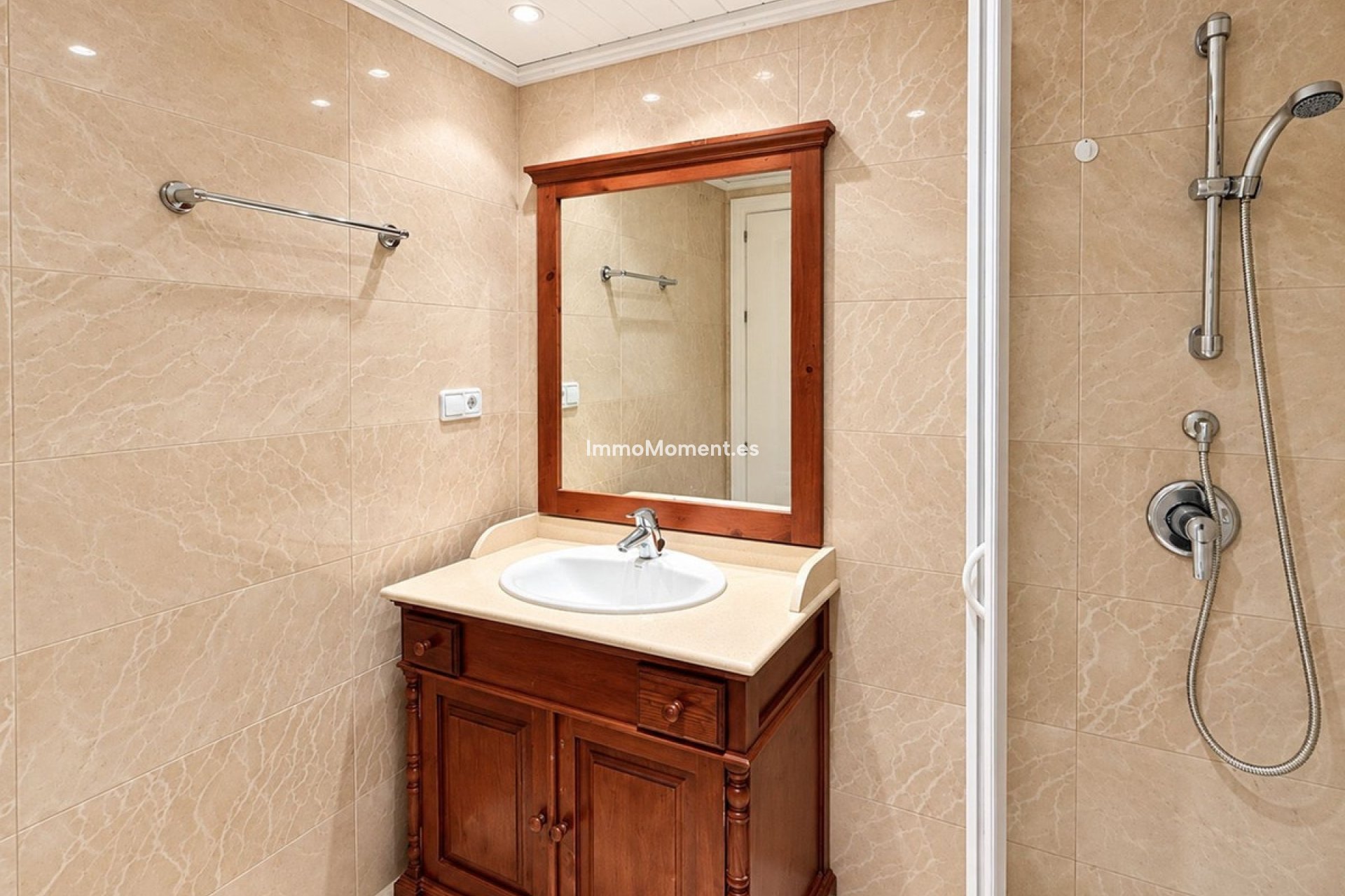 Resale - Apartment - Benahavís - Los Arqueros