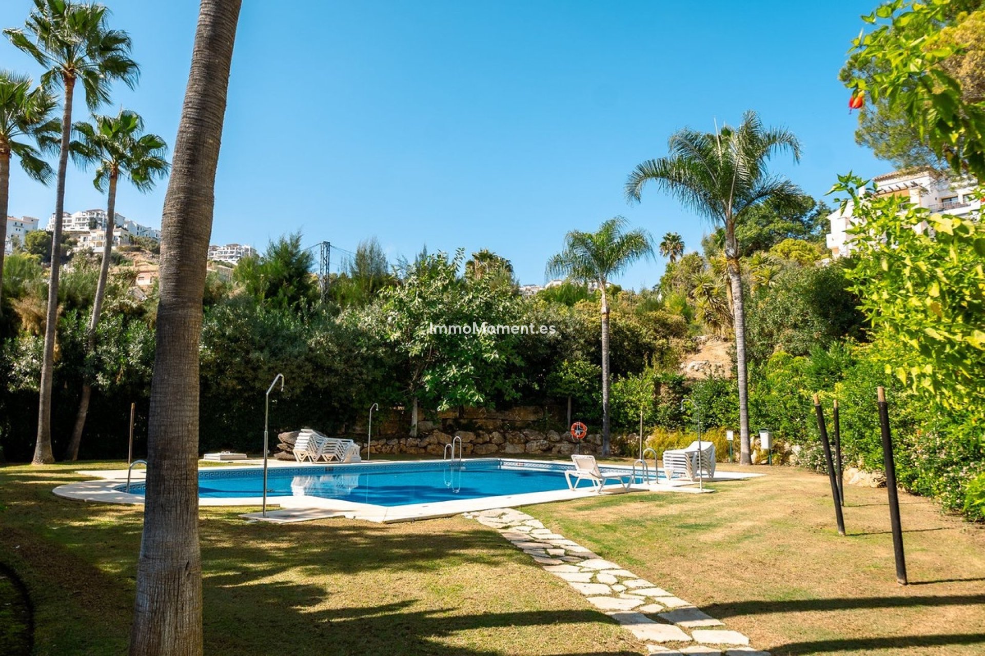 Resale - Apartment - Benahavís - Los Arqueros