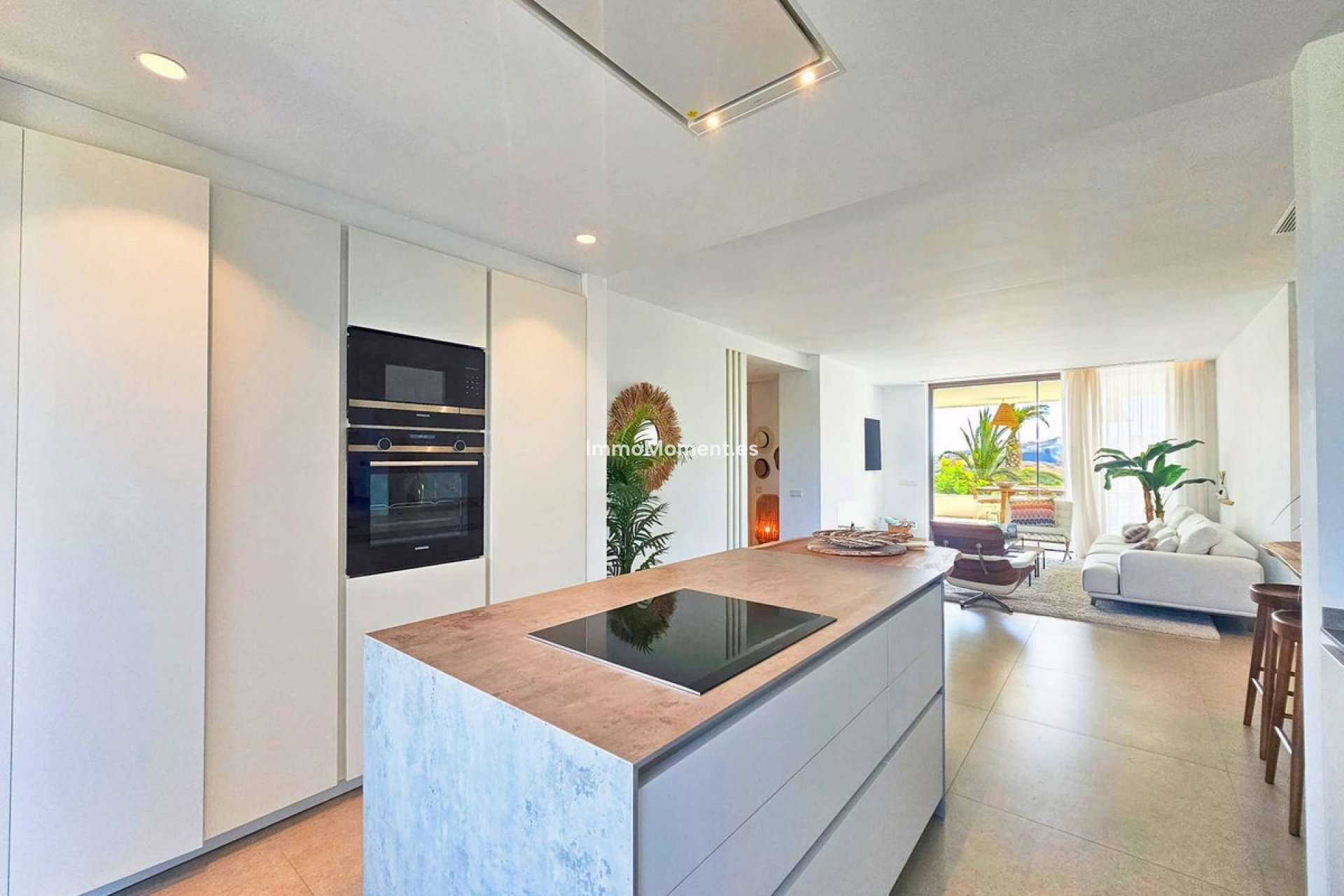 Resale - Apartment - Benahavís - Los Arqueros