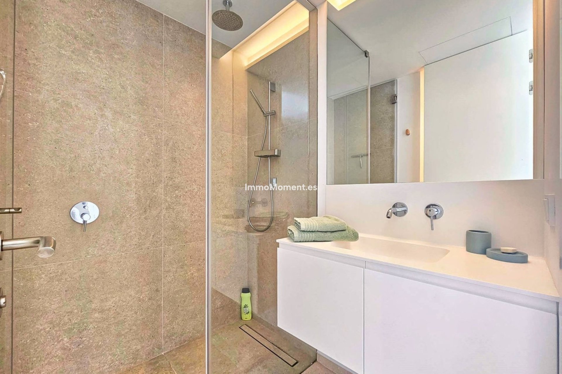 Resale - Apartment - Benahavís - Los Arqueros