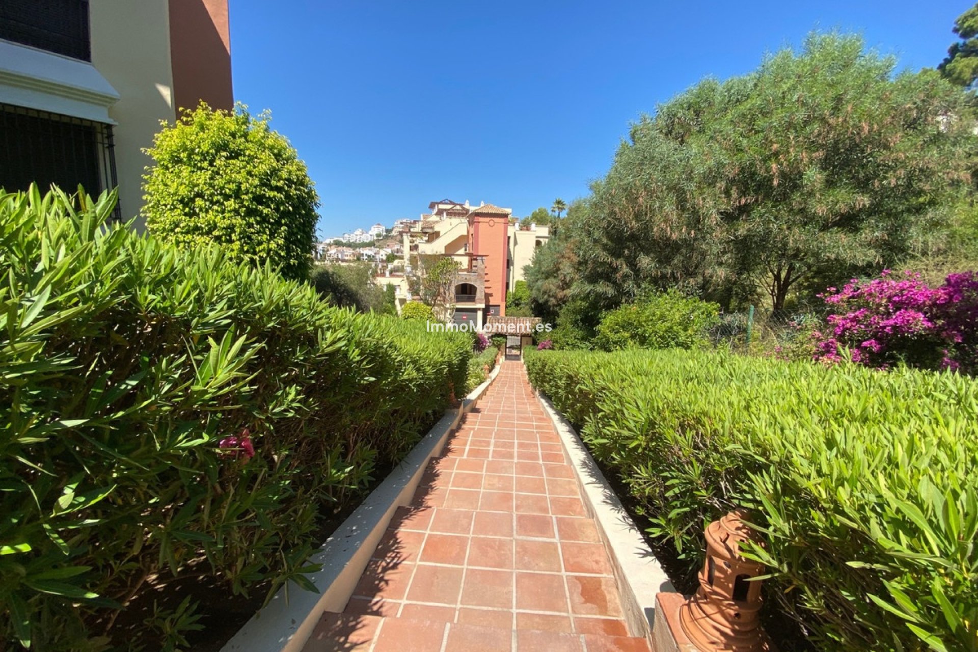 Resale - Apartment - Benahavís - Los Arqueros