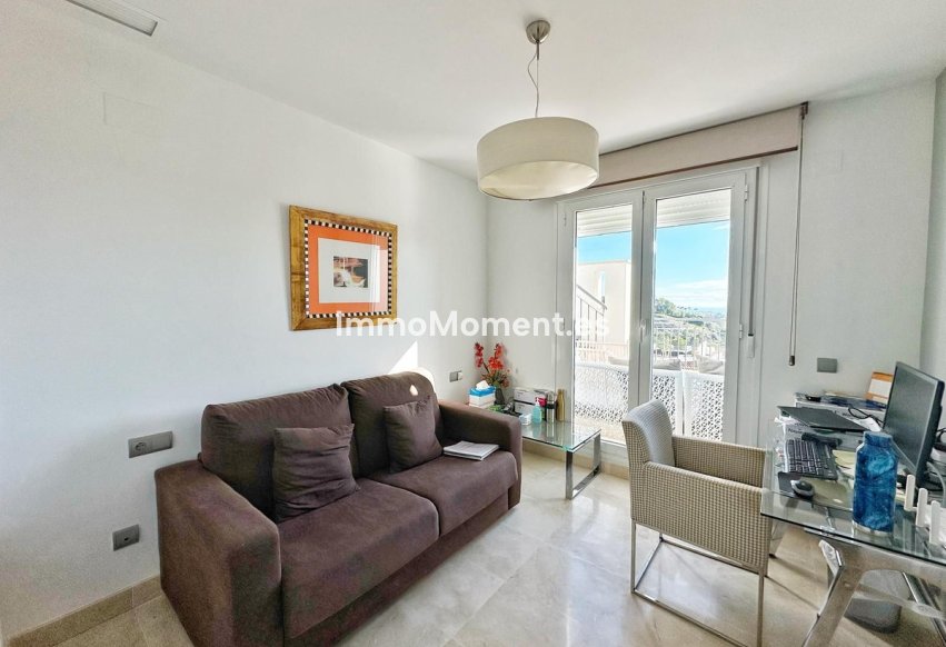 Resale - Apartment - Benahavís - Los Arqueros