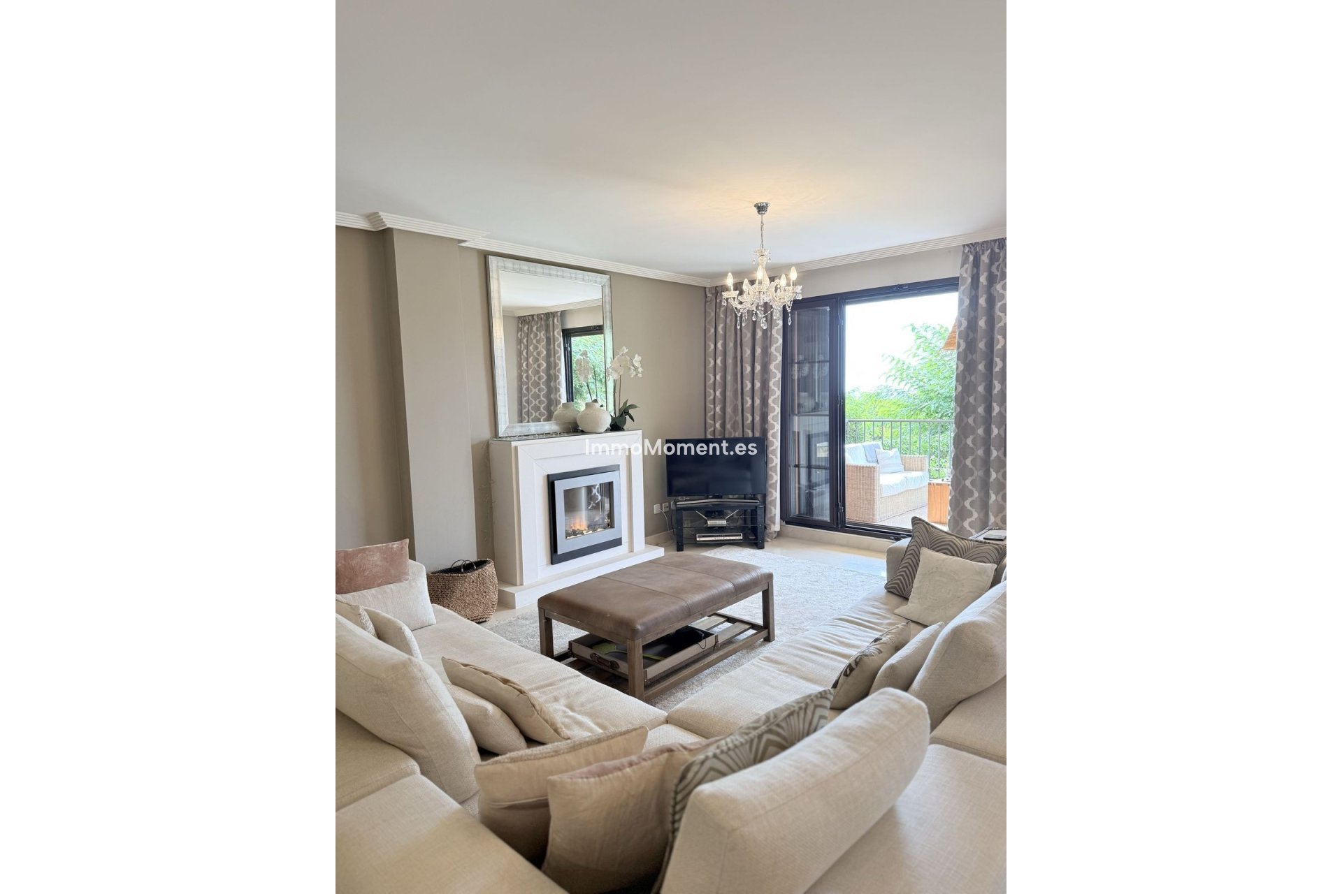 Resale - Apartment - Benahavís - Los Arqueros