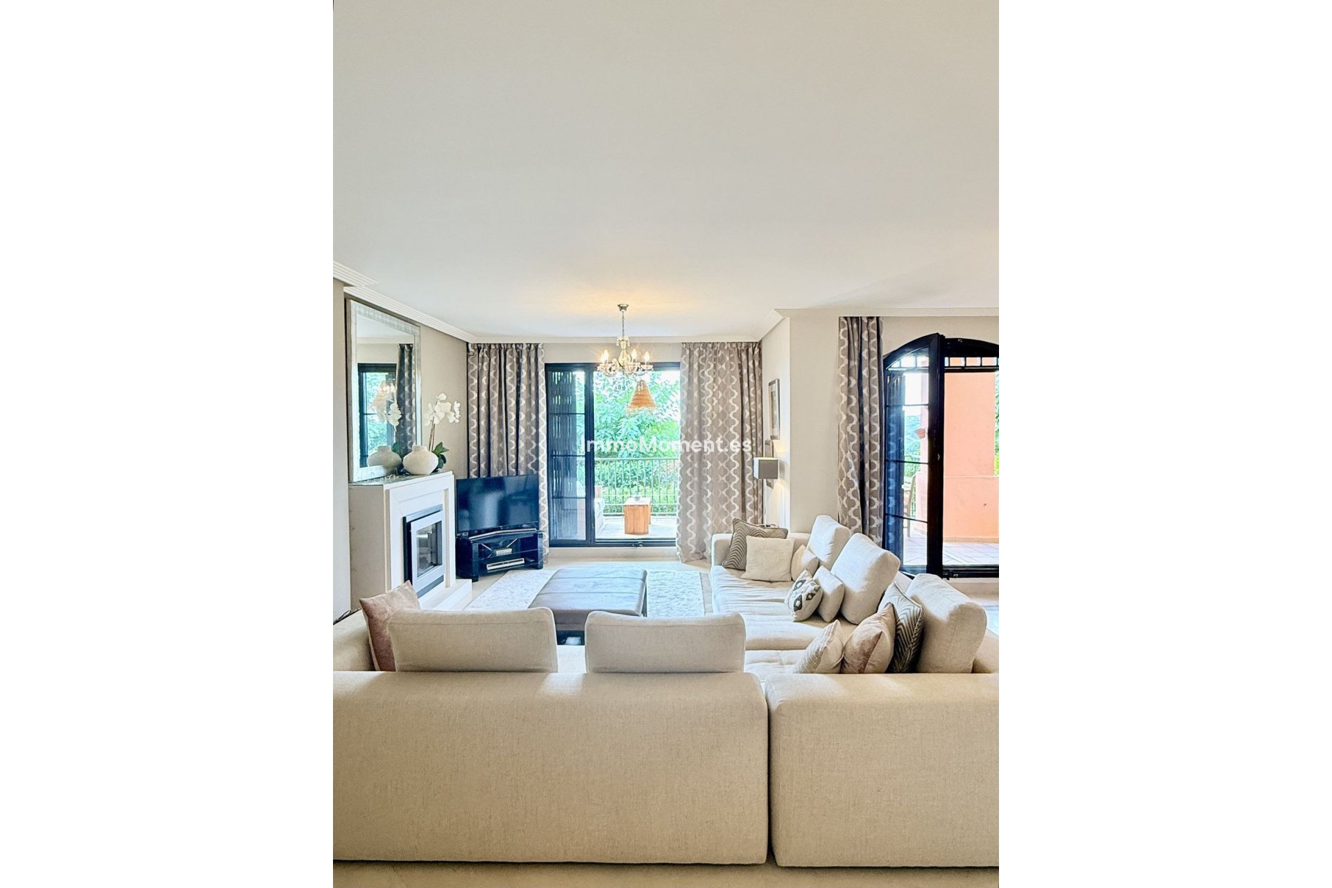 Resale - Apartment - Benahavís - Los Arqueros