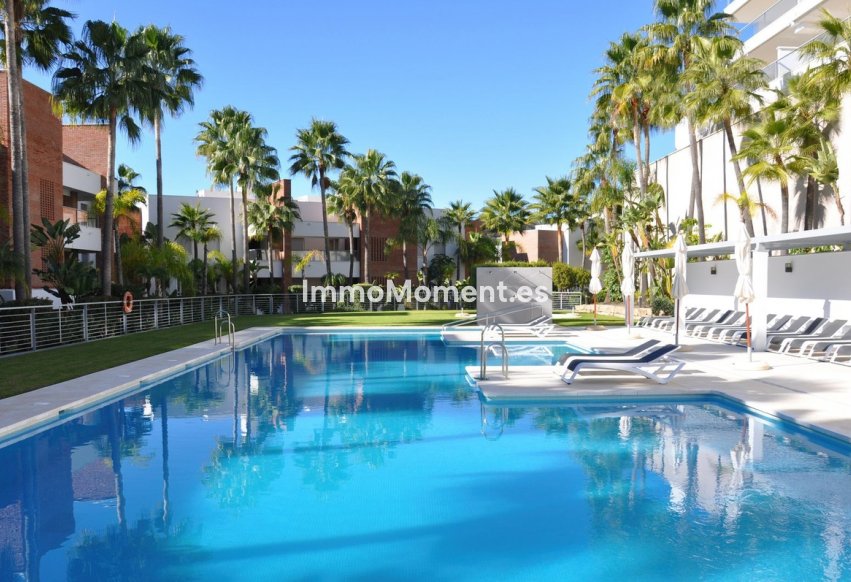 Resale - Apartment - Benahavís - Los Arqueros