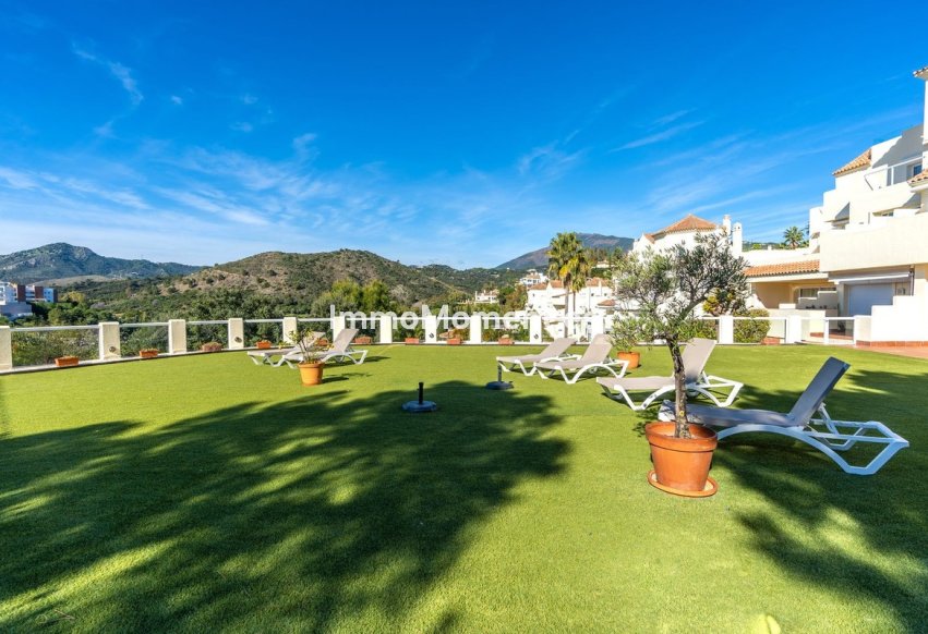 Resale - Apartment - Benahavís - Los Arqueros