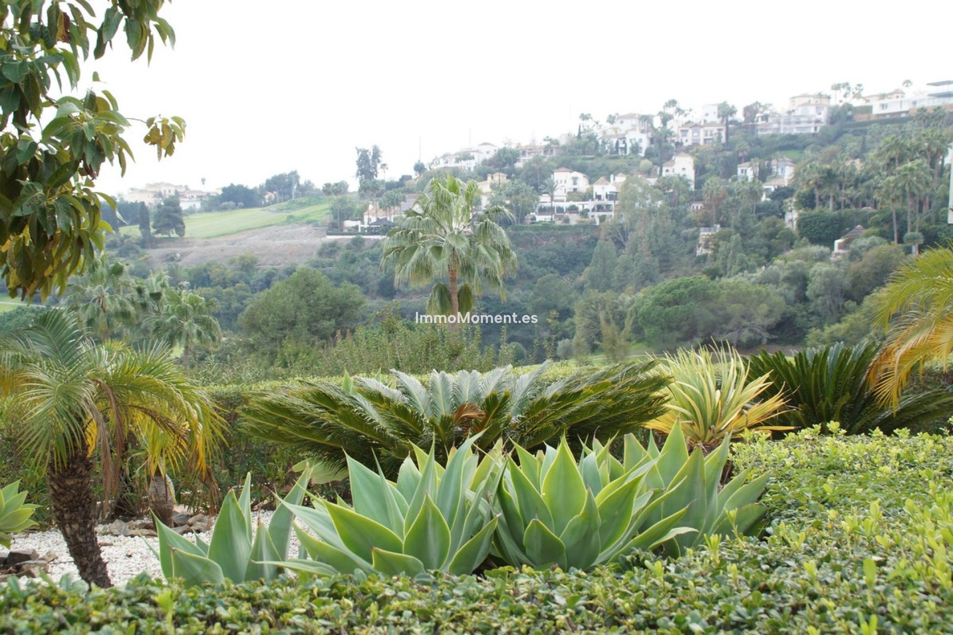 Resale - Apartment - Benahavís - Los Arqueros