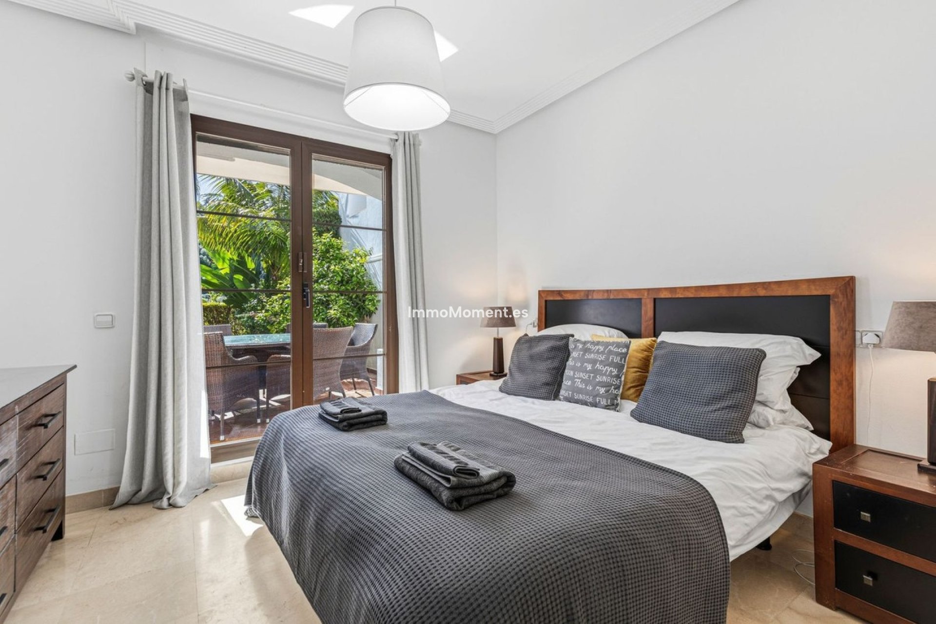 Resale - Apartment - Benahavís - Los Arqueros