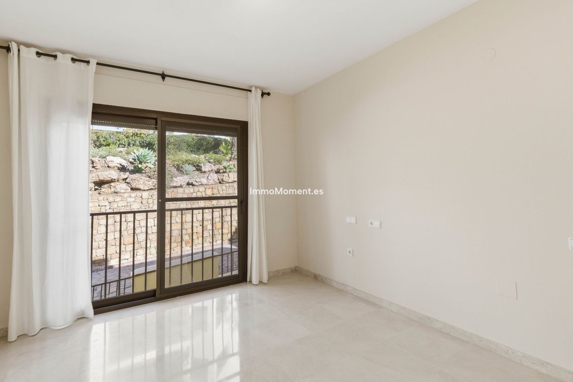 Resale - Apartment - Benahavís - Los Arqueros