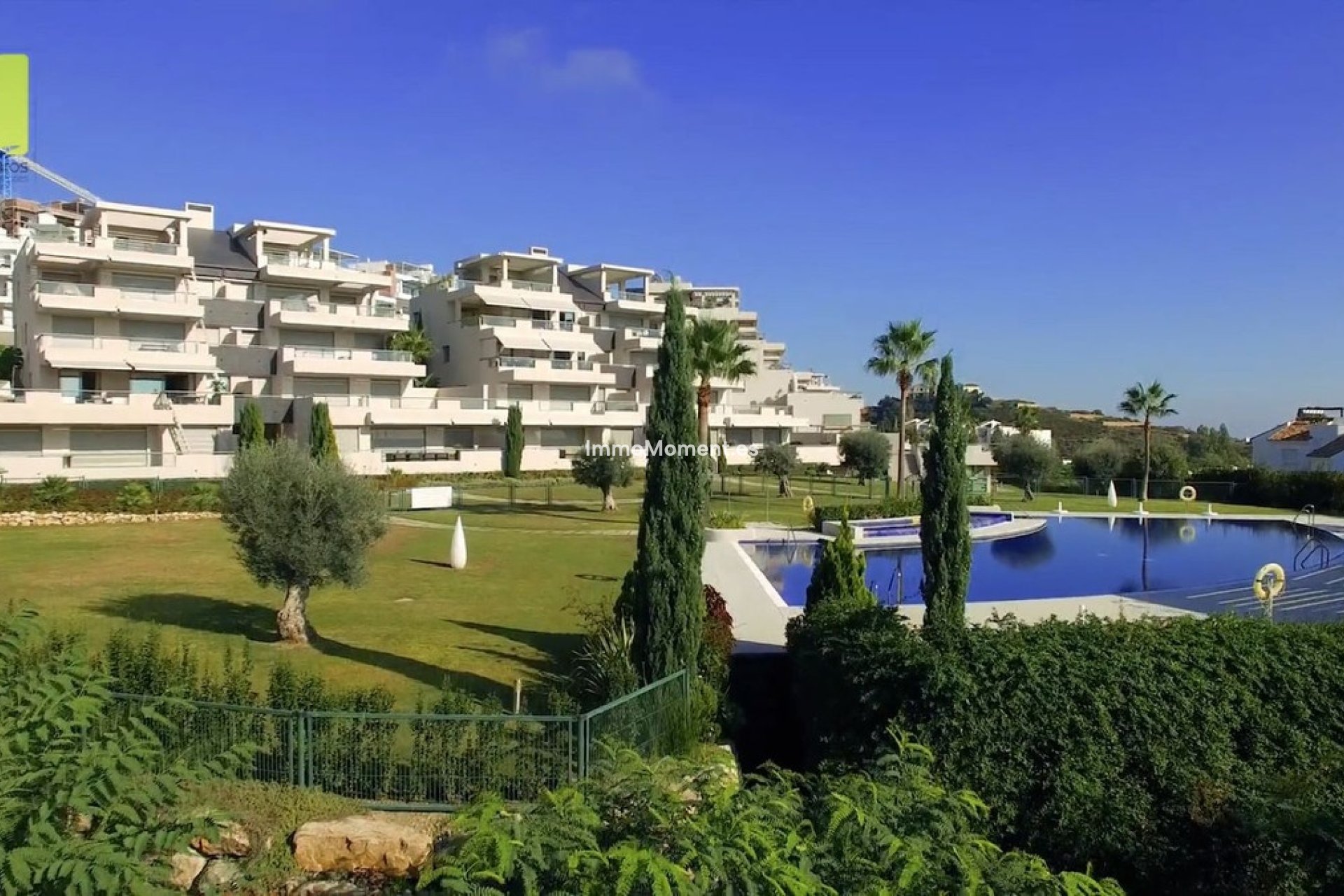 Resale - Apartment - Benahavís - Los Arqueros