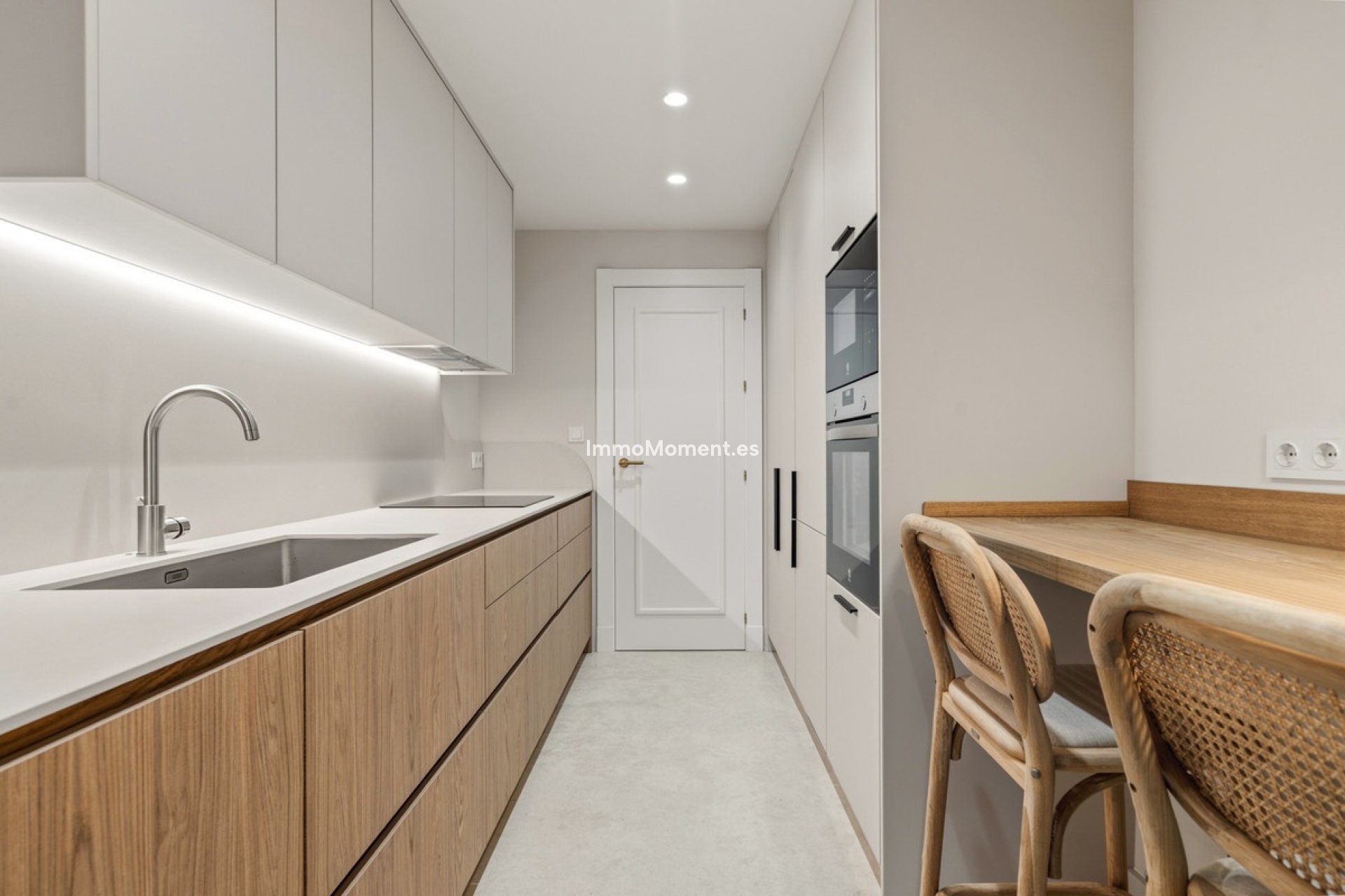 Resale - Apartment - Benahavís - Los Arqueros