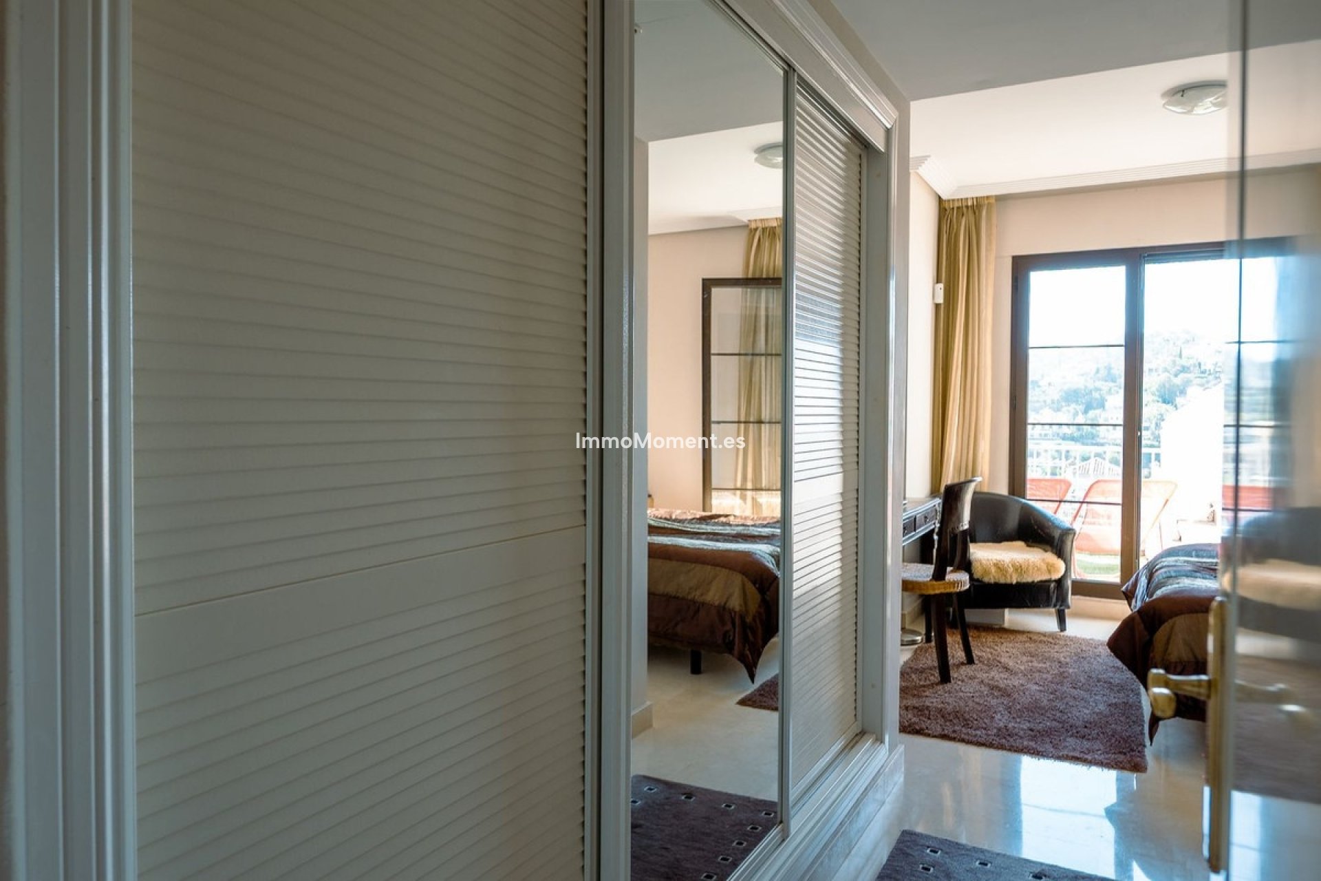 Resale - Apartment - Benahavís - Los Arqueros