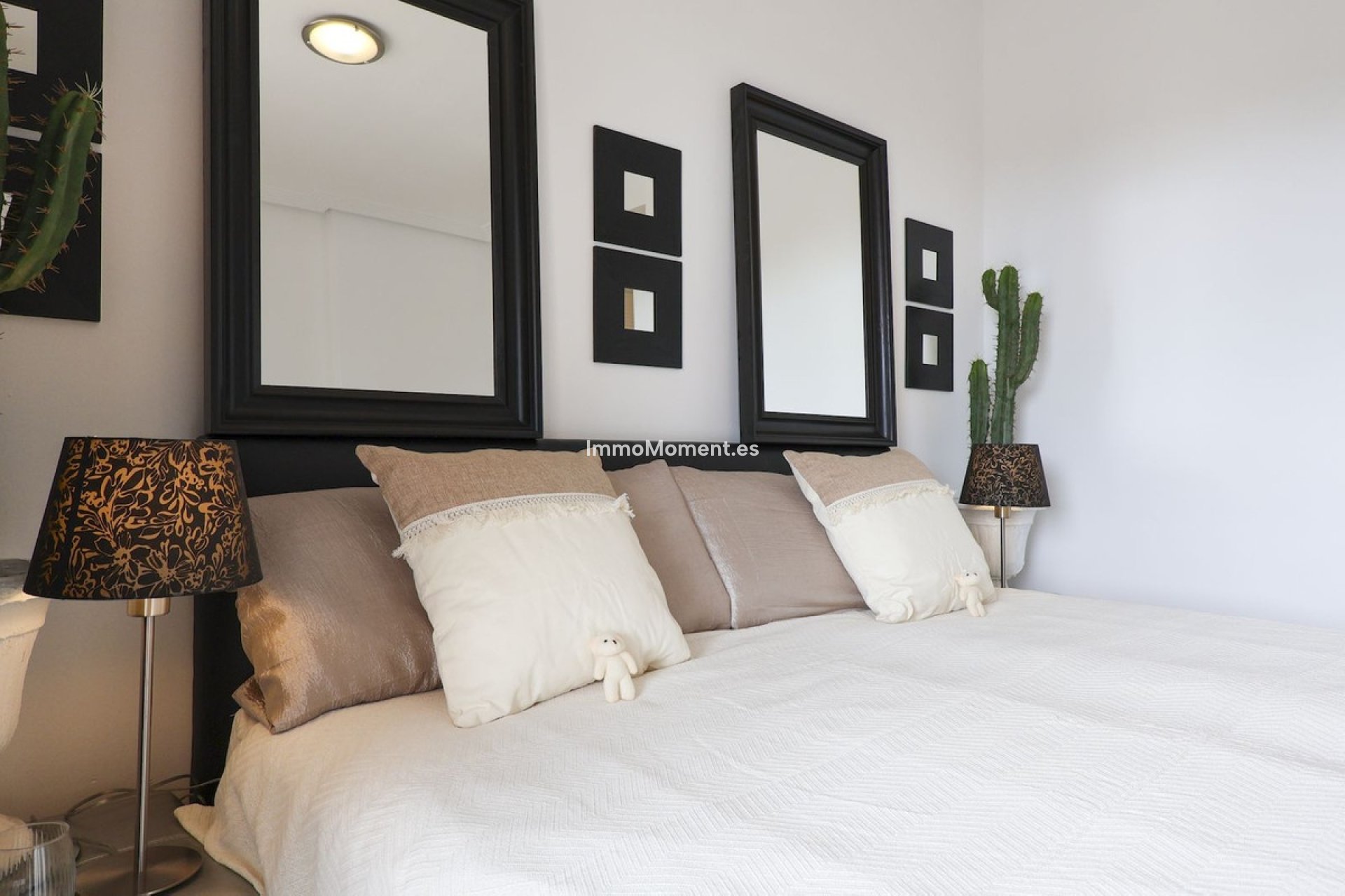 Resale - Apartment - Benahavís - Los Arqueros