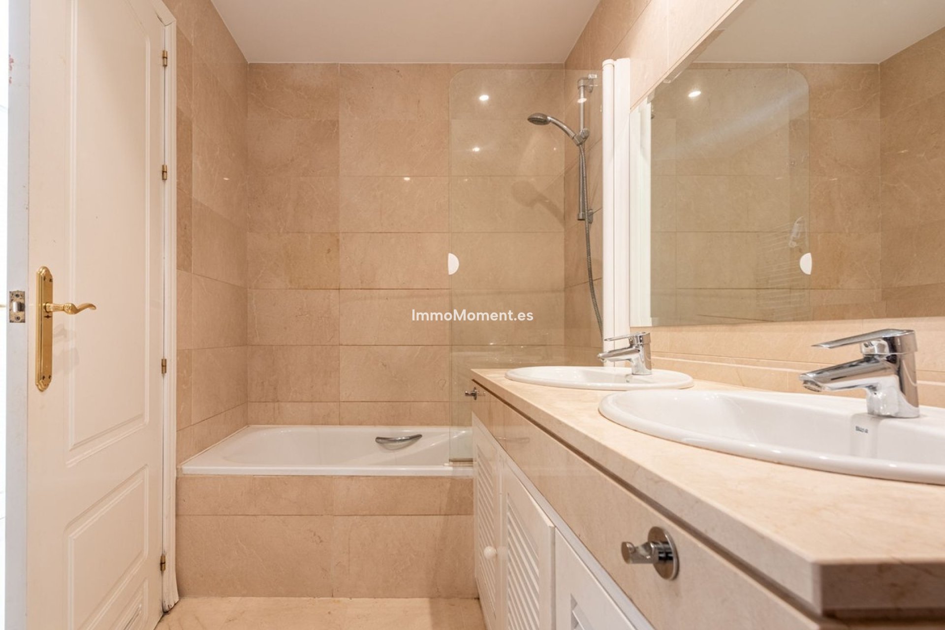 Resale - Apartment - Benahavís - Los Arqueros