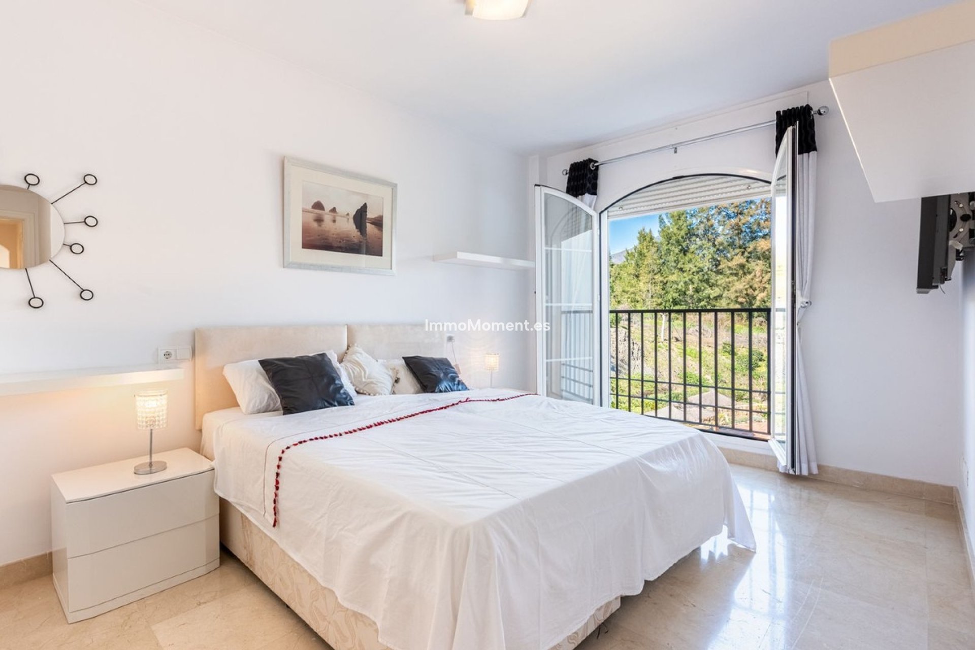Resale - Apartment - Benahavís - Los Arqueros