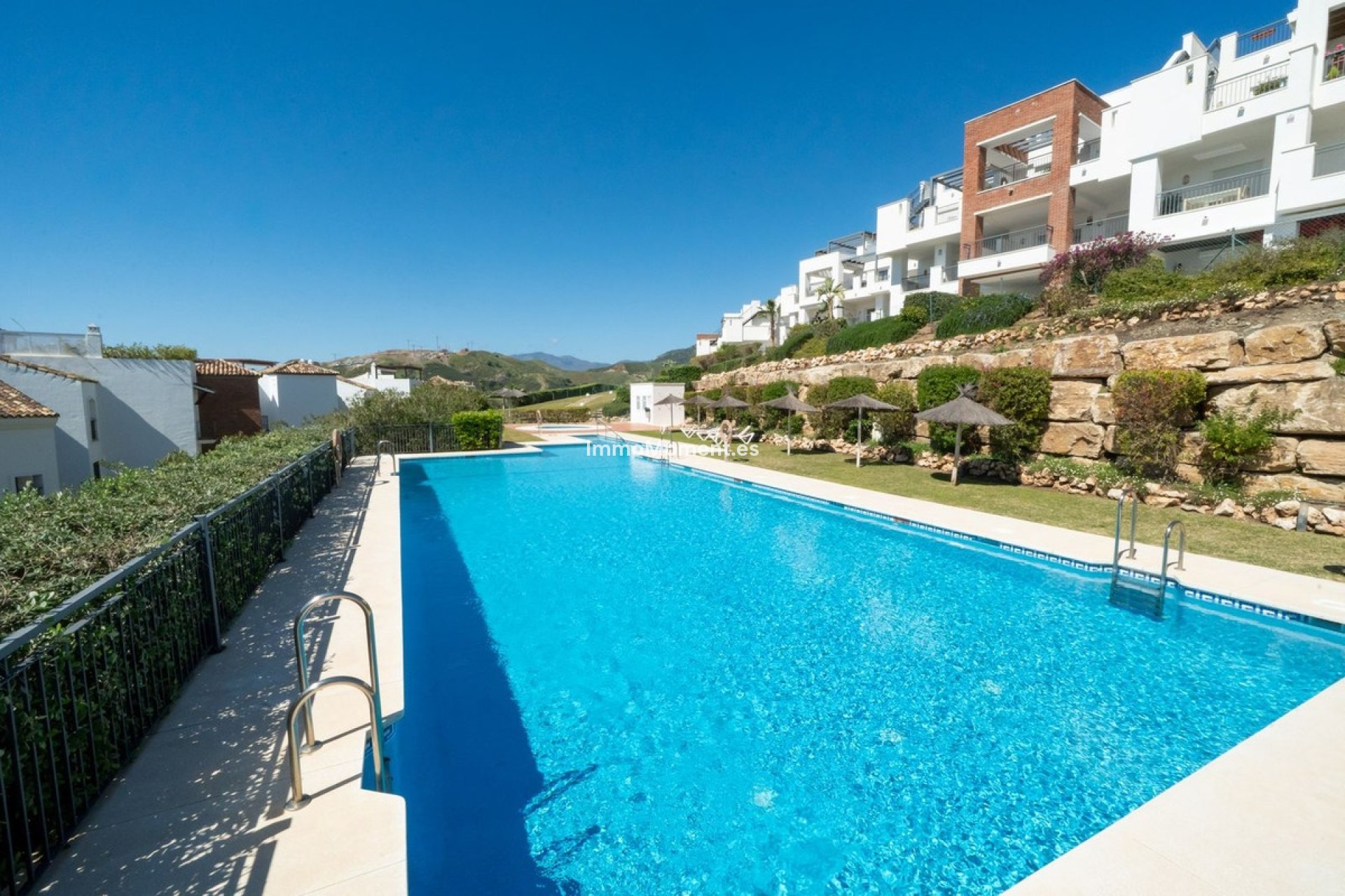 Resale - Apartment - Benahavís - Los Arqueros