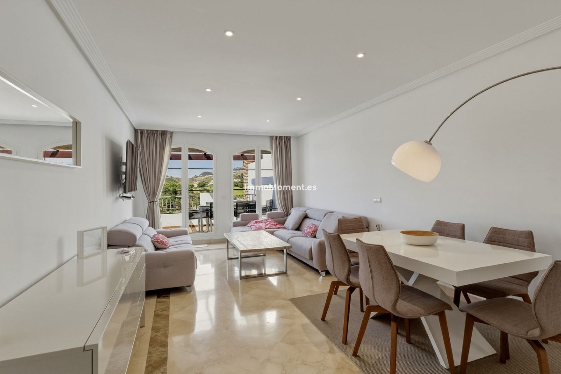 Resale - Apartment - Benahavís - Los Arqueros
