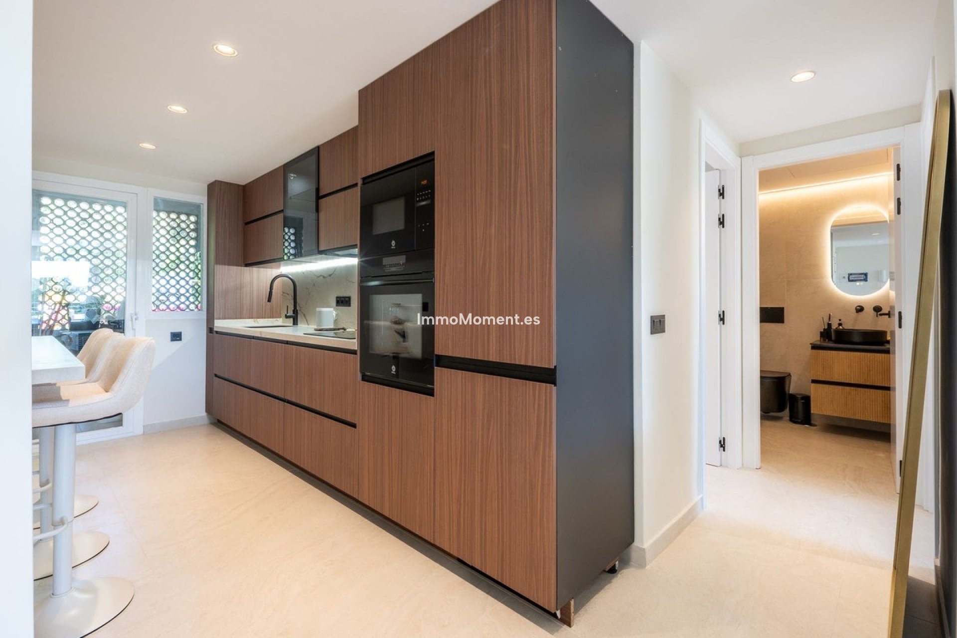 Resale - Apartment - Benahavís - Los Arqueros