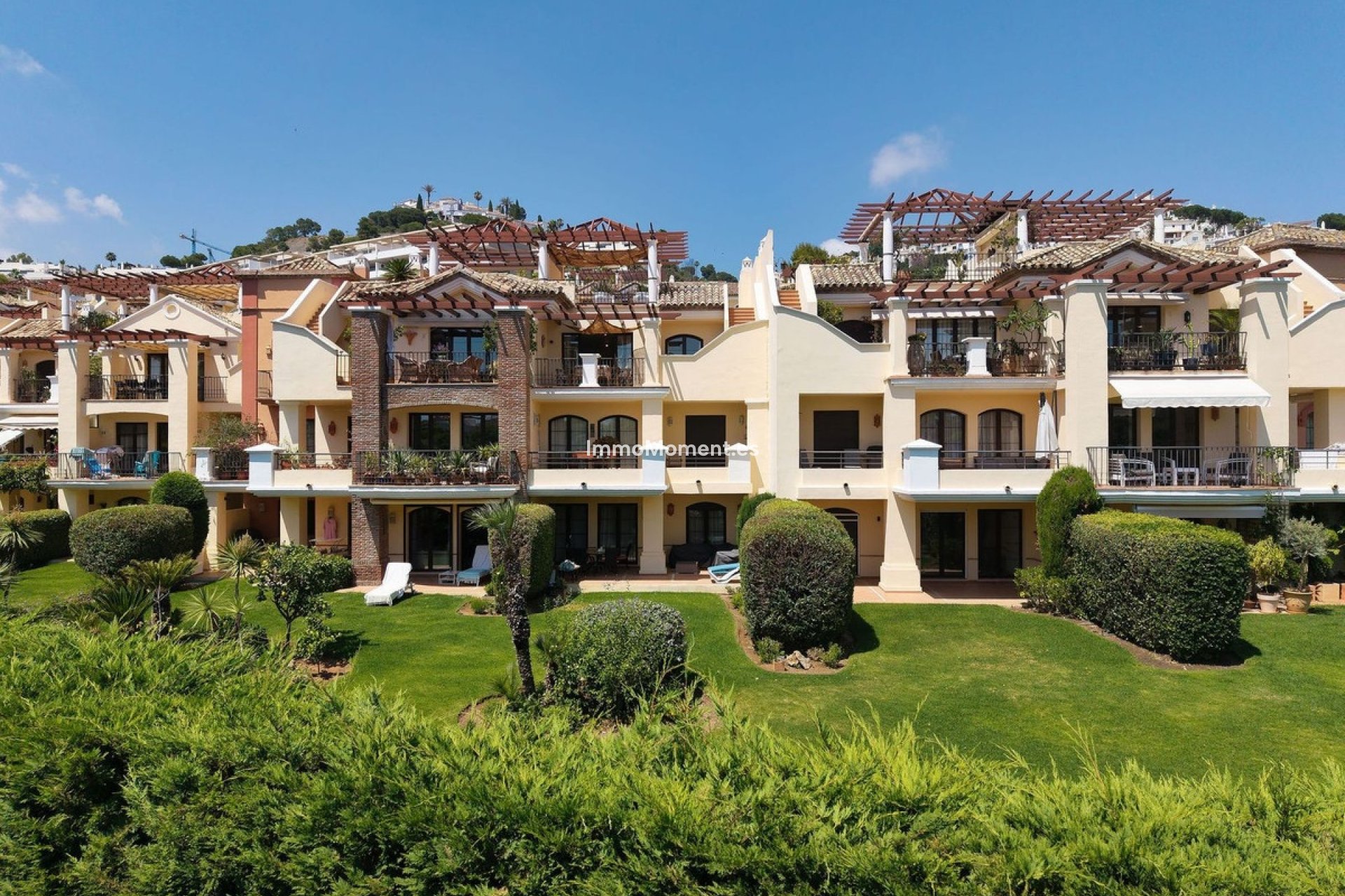 Resale - Apartment - Benahavís - Los Arqueros