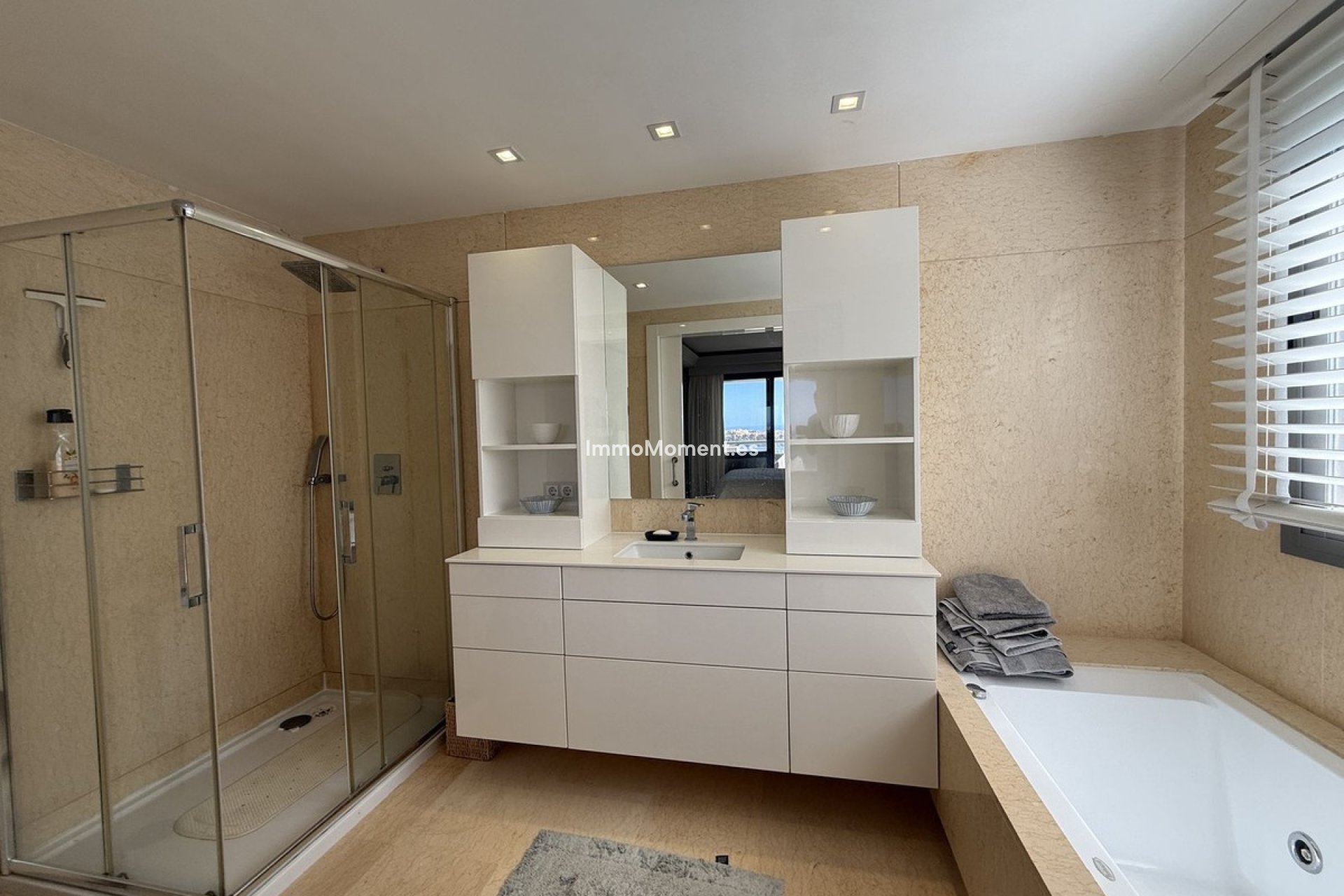 Resale - Apartment - Benahavís - Los Arqueros