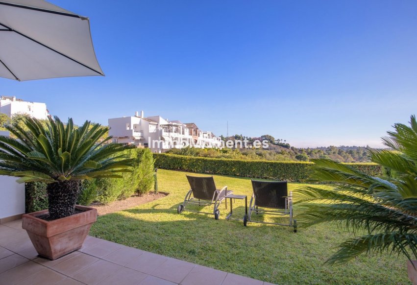 Resale - Apartment - Benahavís - Los Arqueros