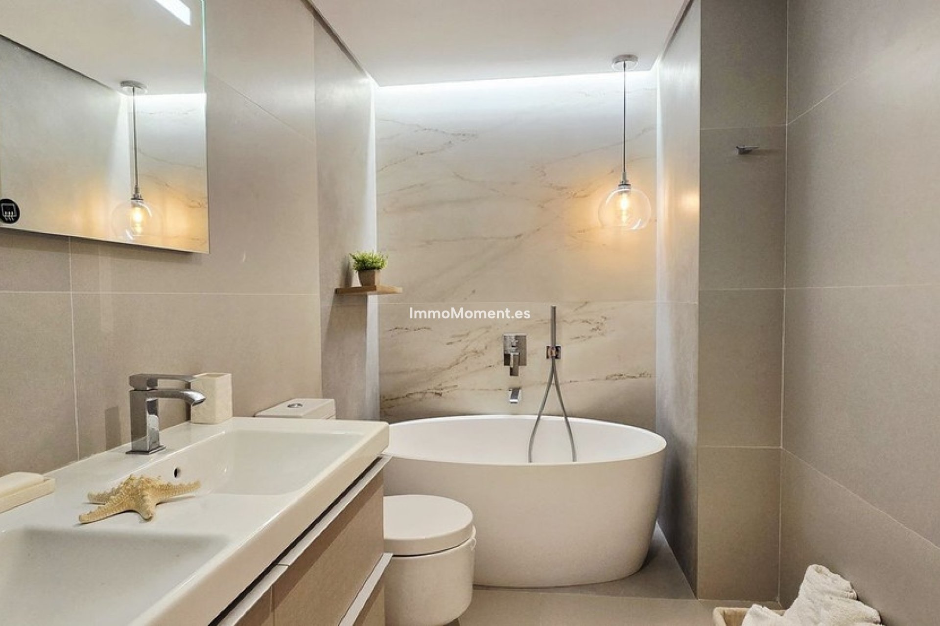 Resale - Apartment - Benahavís - Los Arqueros