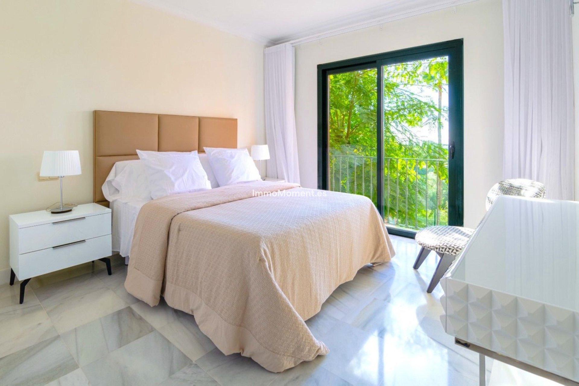 Resale - Apartment - Benahavís - Monte Halcones