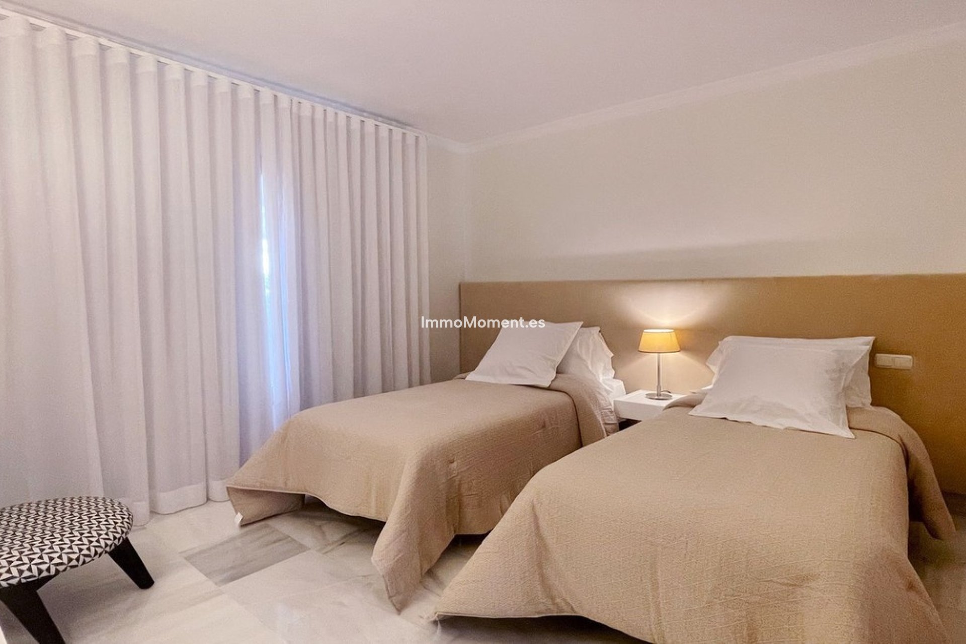 Resale - Apartment - Benahavís - Monte Halcones