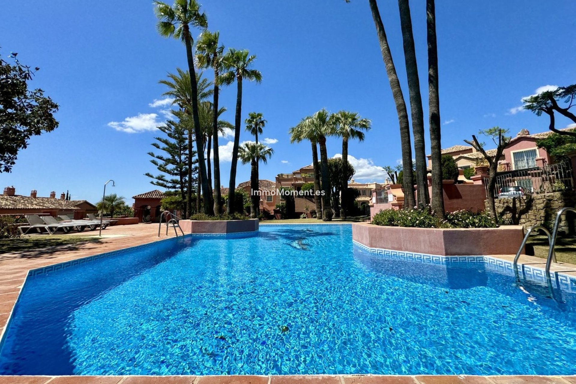 Resale - Apartment - Benahavís - Monte Halcones