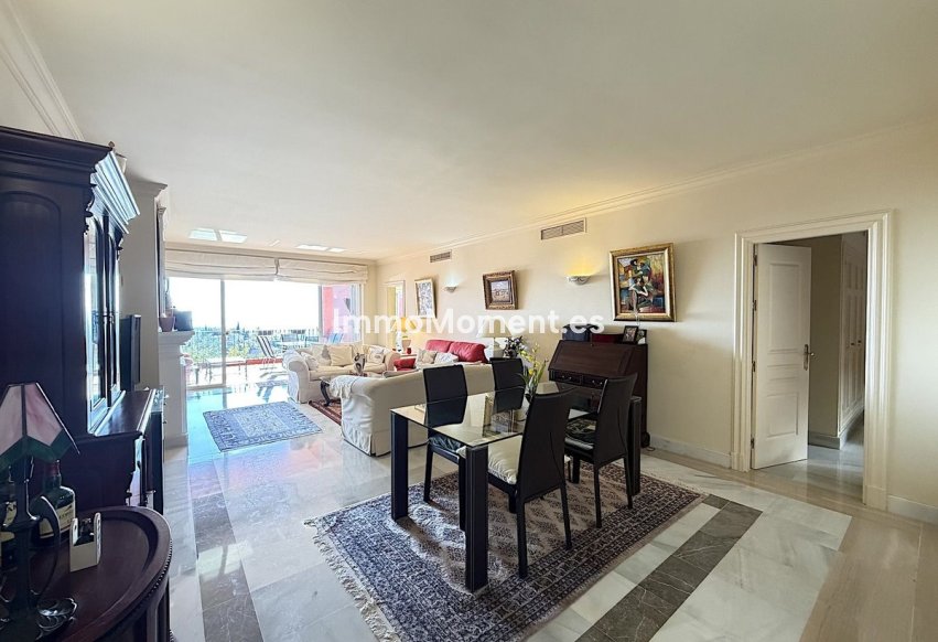 Resale - Apartment - Benahavís - Monte Halcones