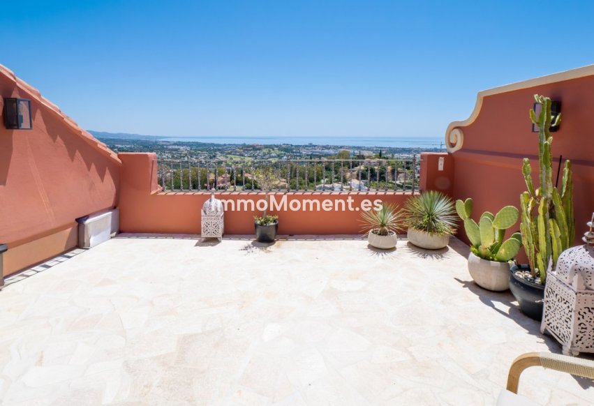 Resale - Apartment - Benahavís - Monte Halcones