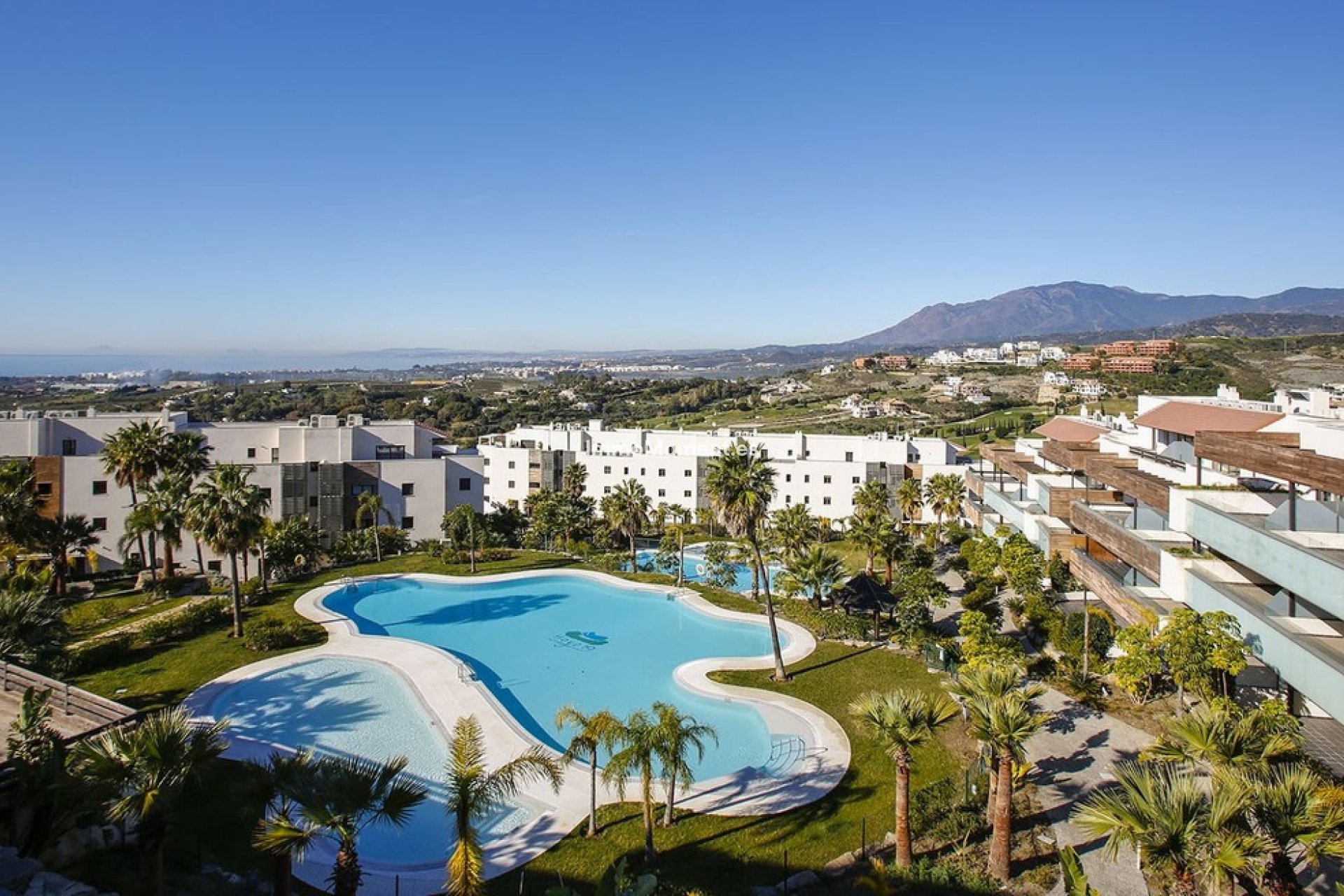 Resale - Apartment - Benahavís