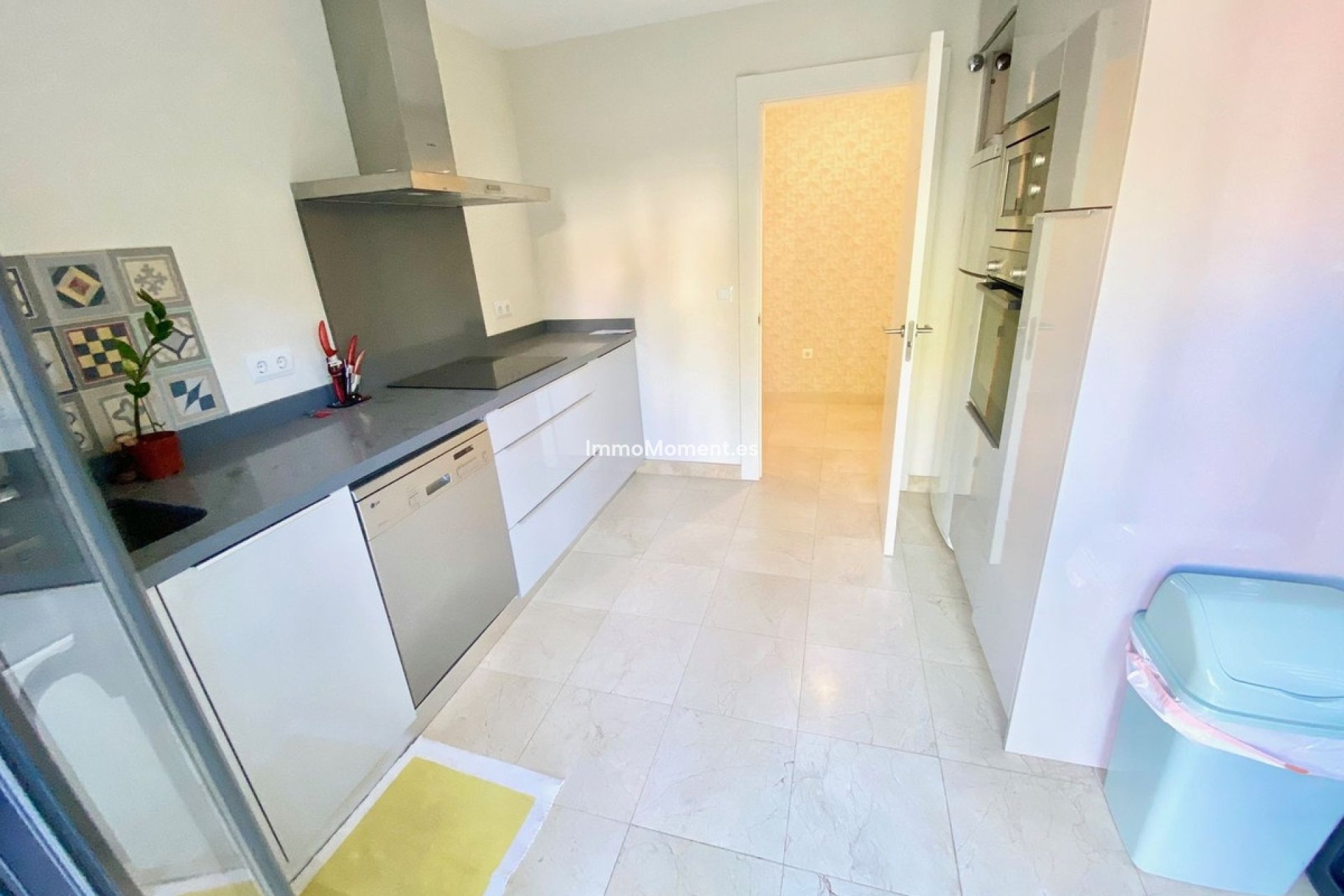 Resale - Apartment - Benahavís