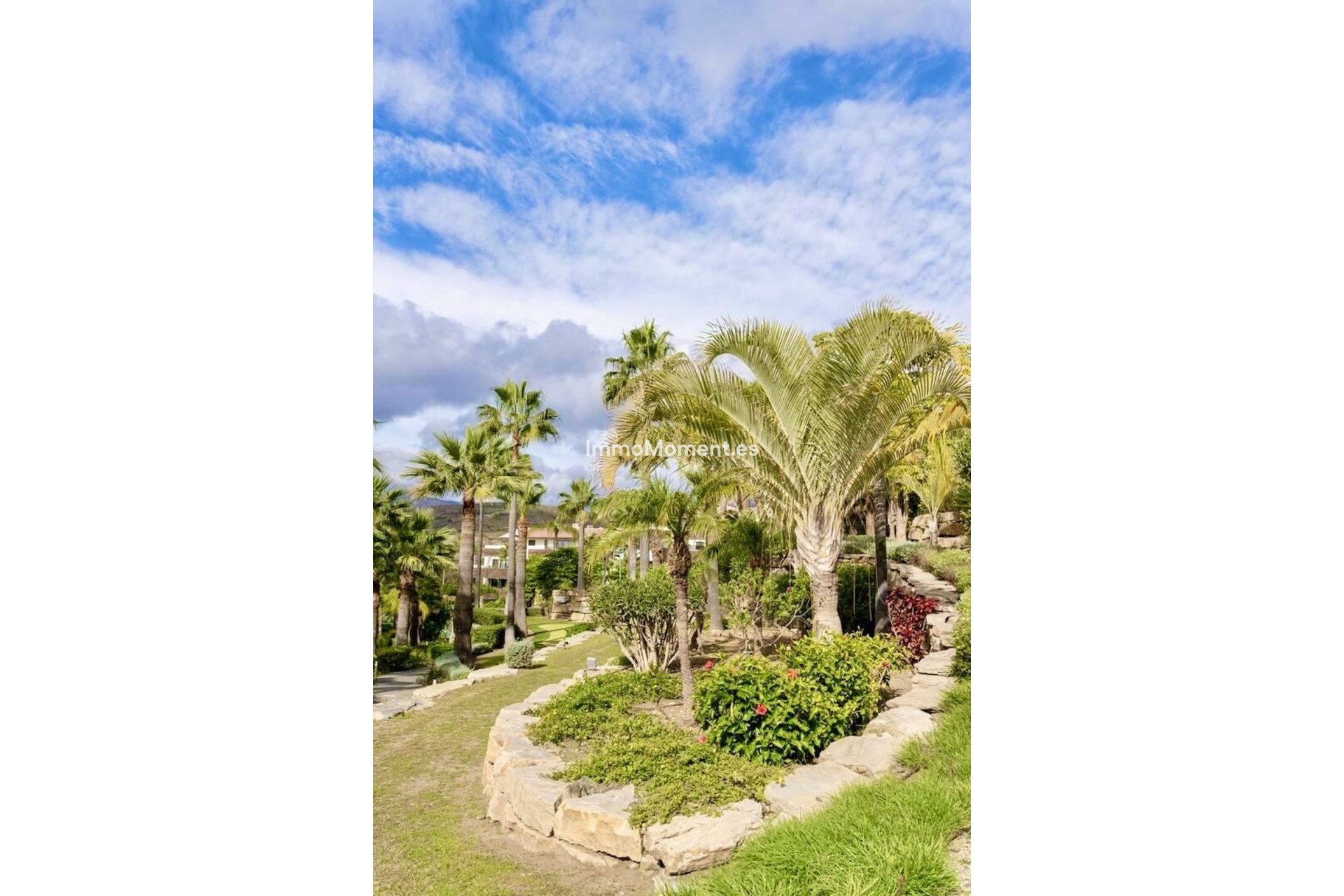 Resale - Apartment - Benahavís