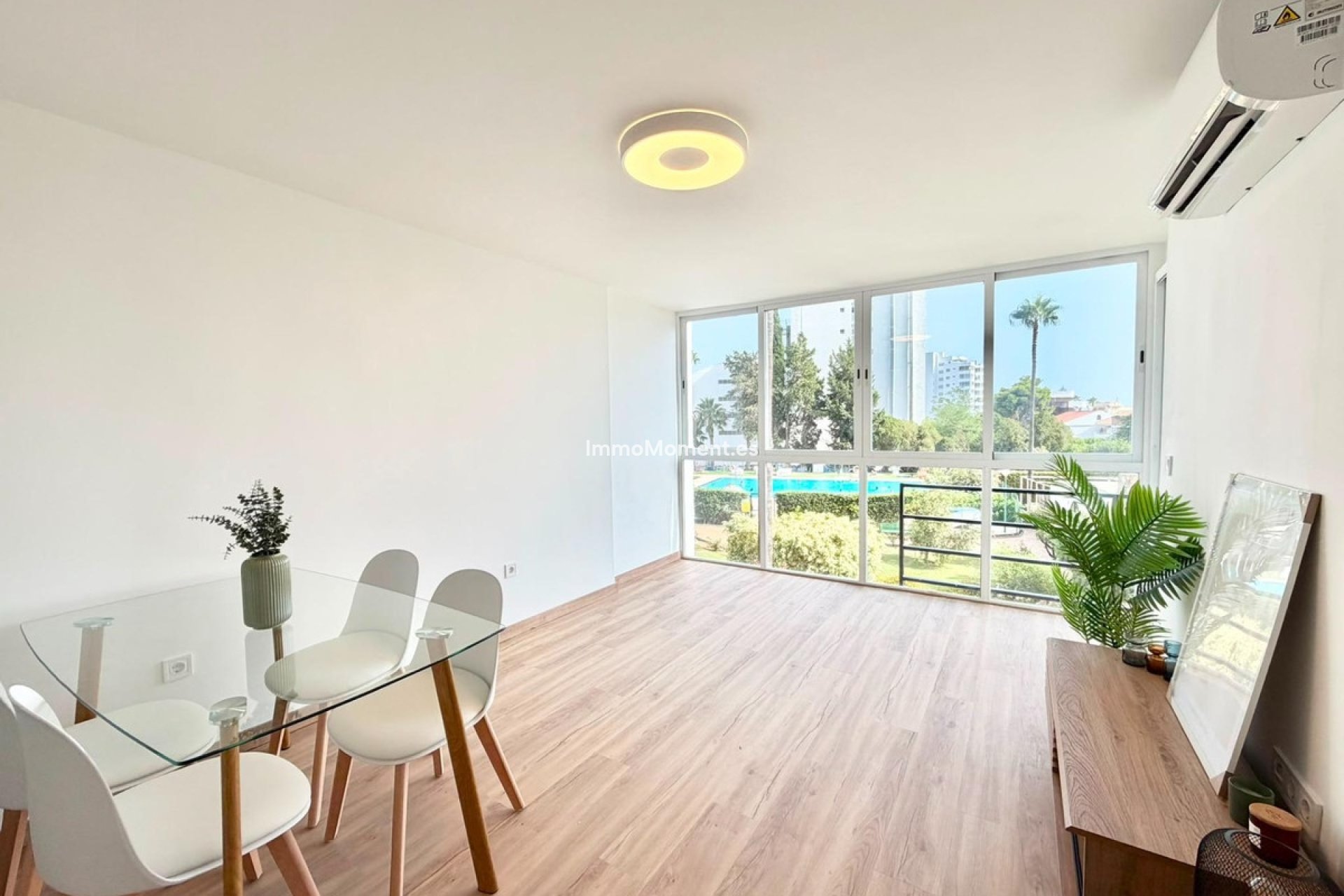 Resale - Apartment - Benalmadena - Benalmadena Centro