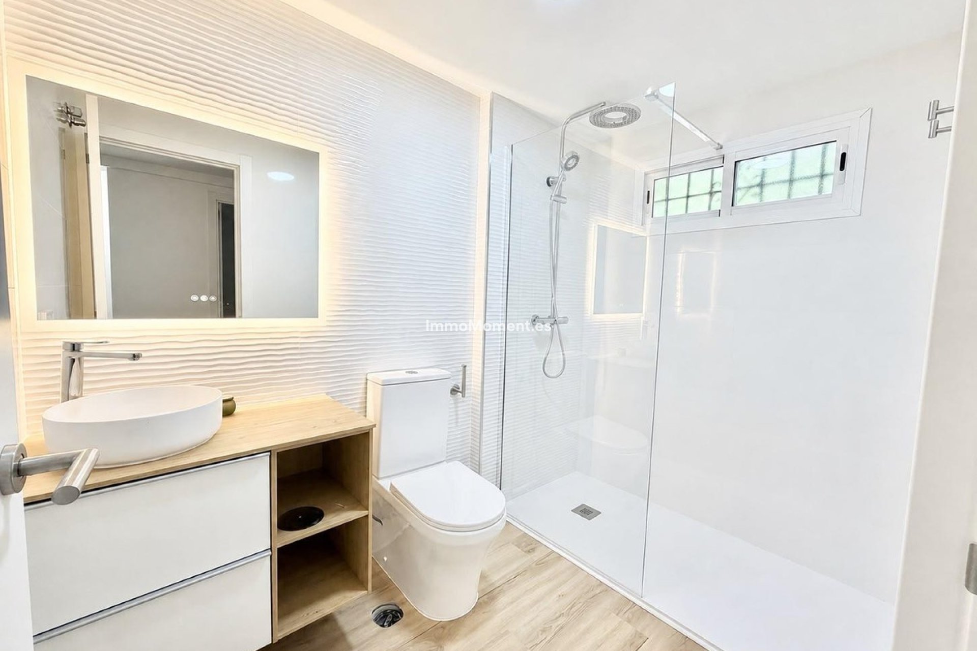 Resale - Apartment - Benalmadena - Benalmadena Centro