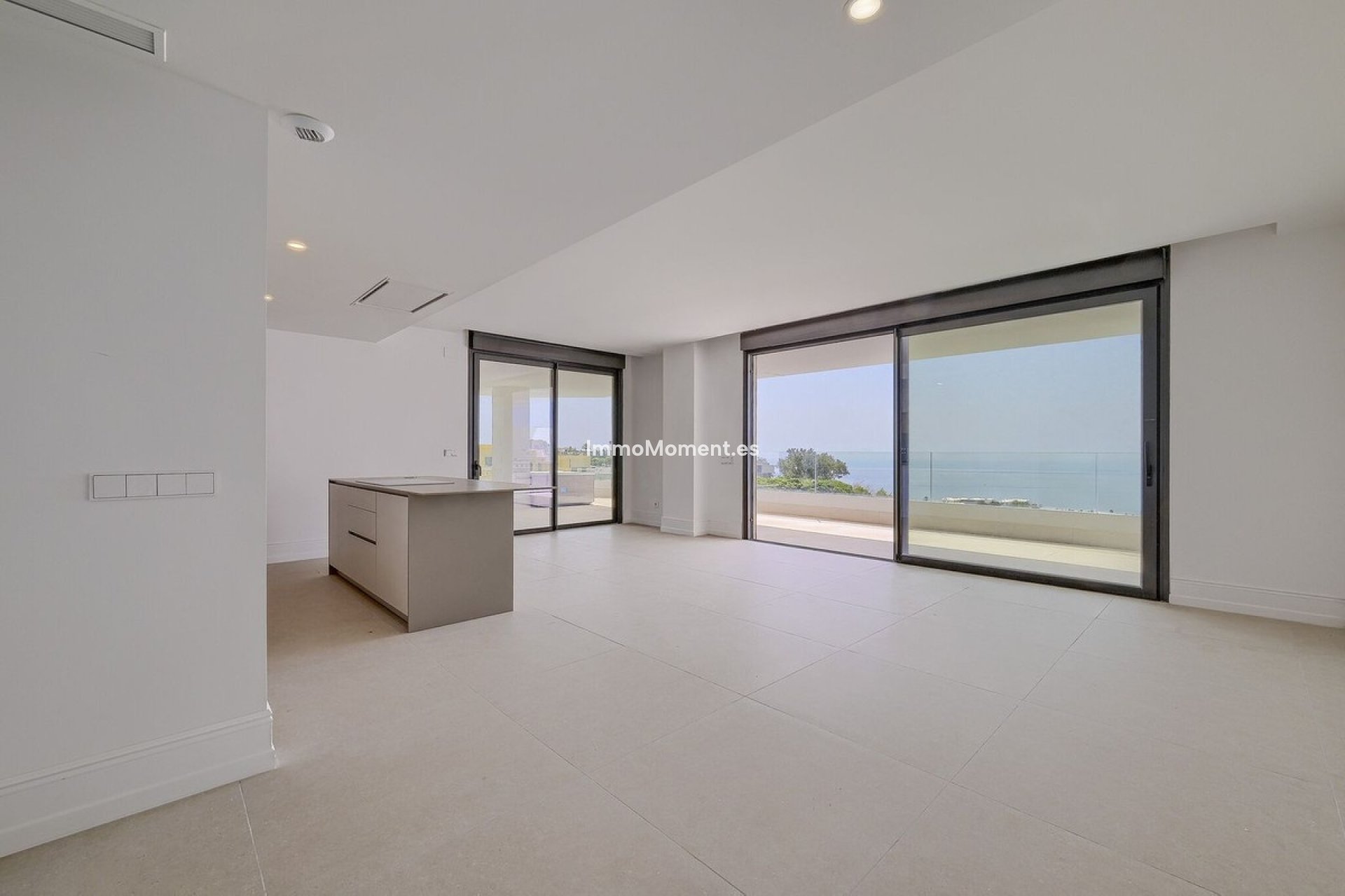 Resale - Apartment - Benalmadena - Benalmadena Centro
