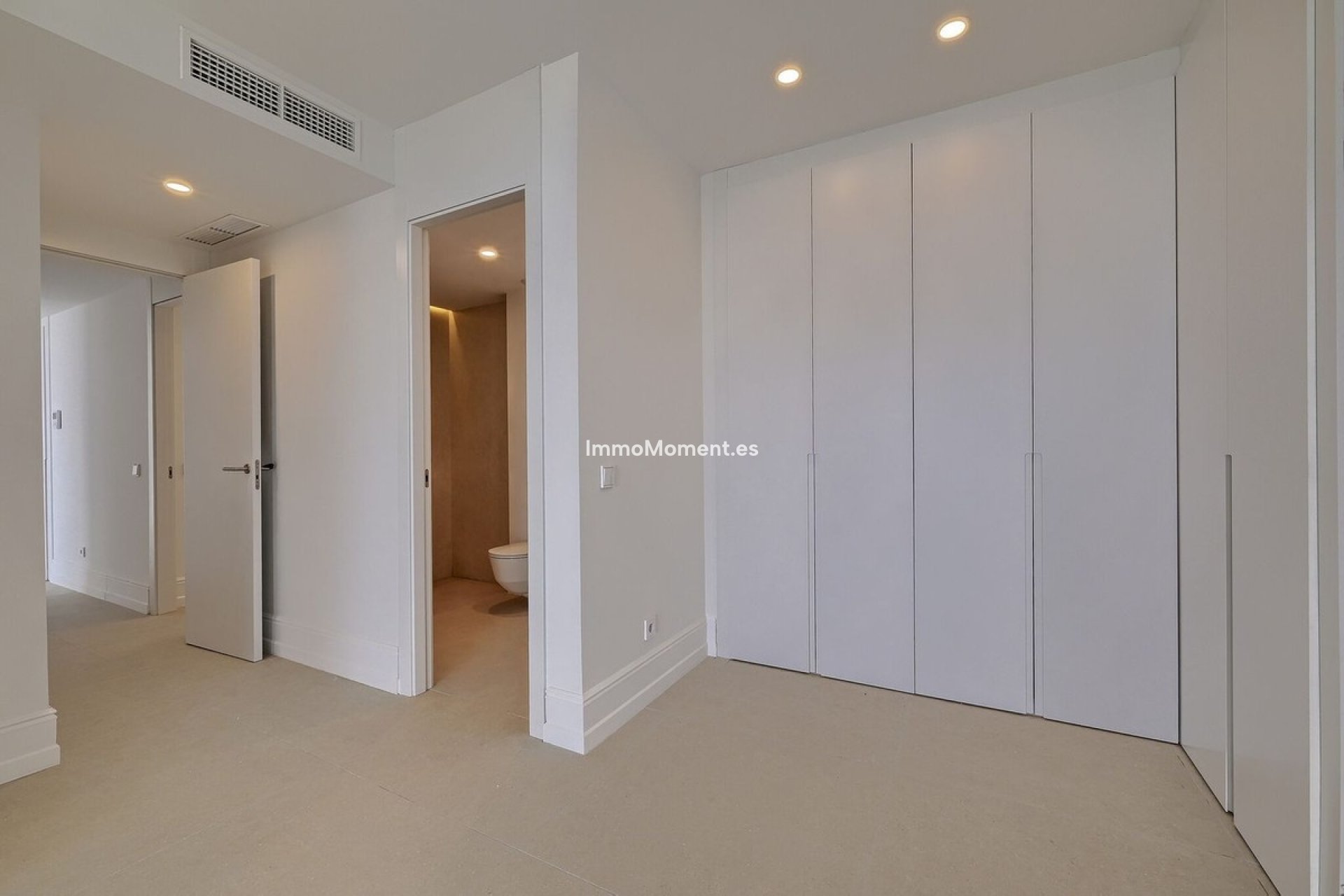 Resale - Apartment - Benalmadena - Benalmadena Centro