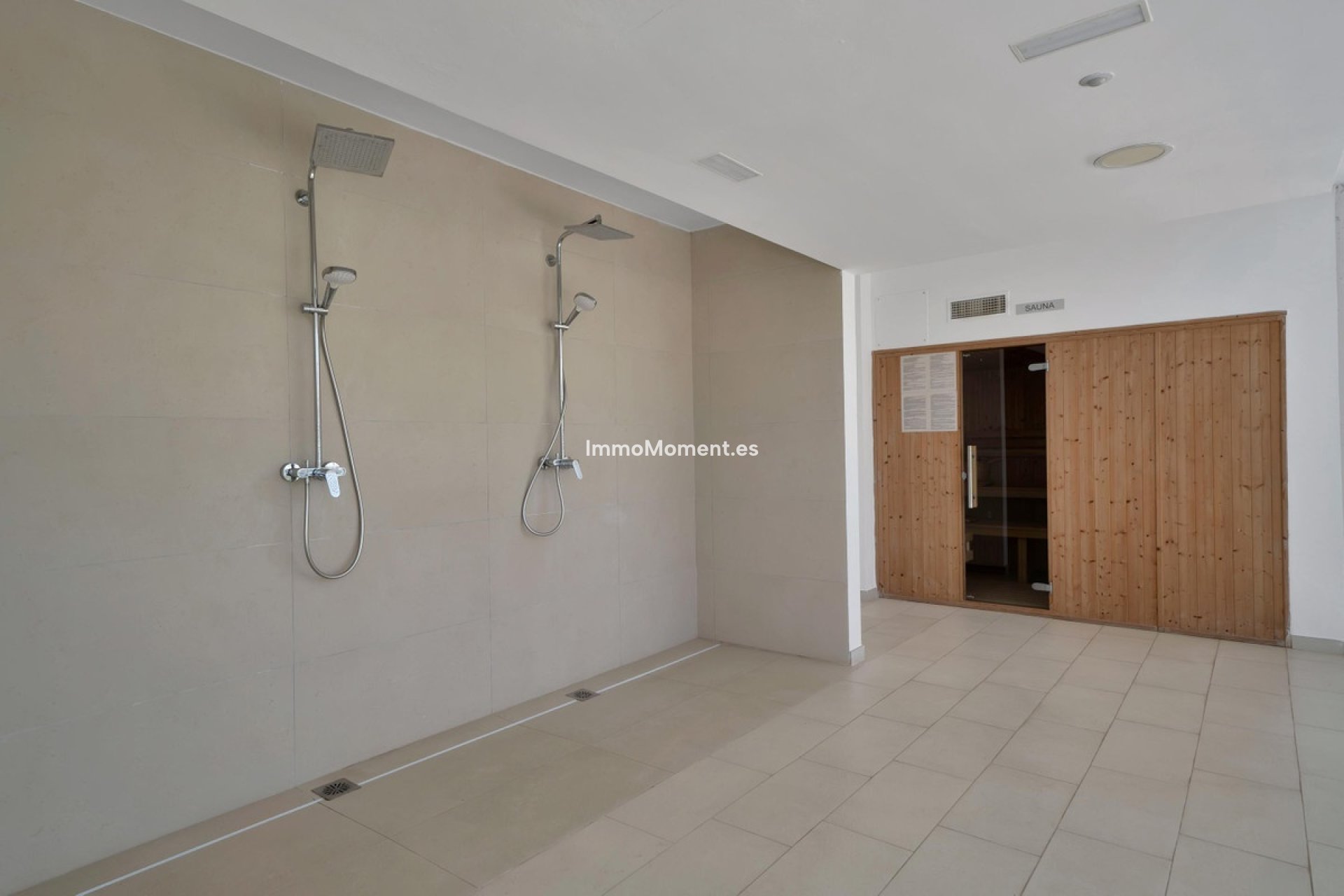 Resale - Apartment - Benalmadena - Benalmadena Centro
