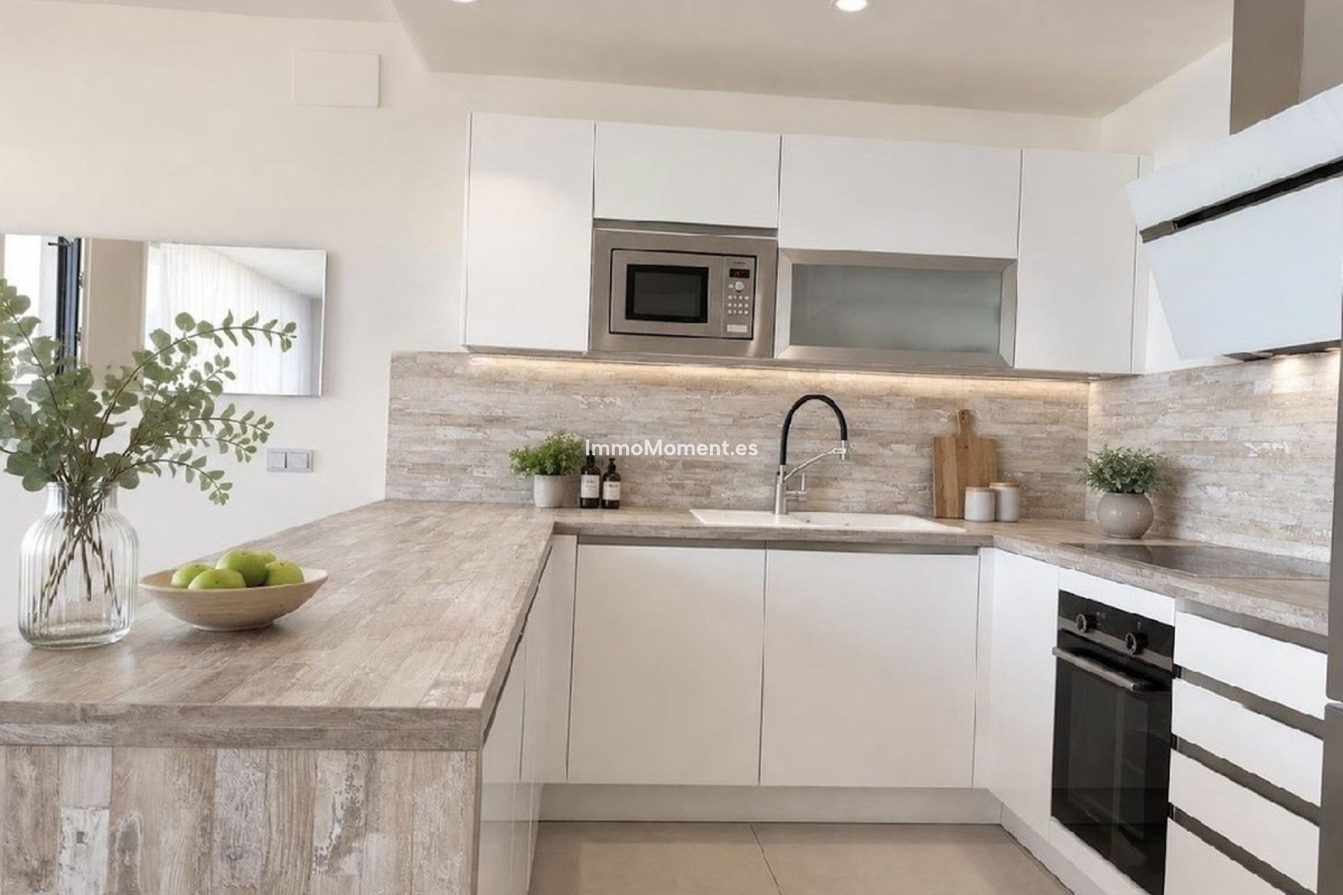 Resale - Apartment - Benalmadena - Benalmadena Centro