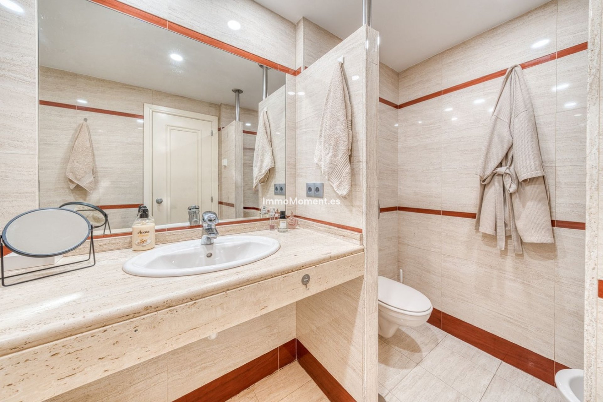 Resale - Apartment - Benalmadena - Benalmadena Centro