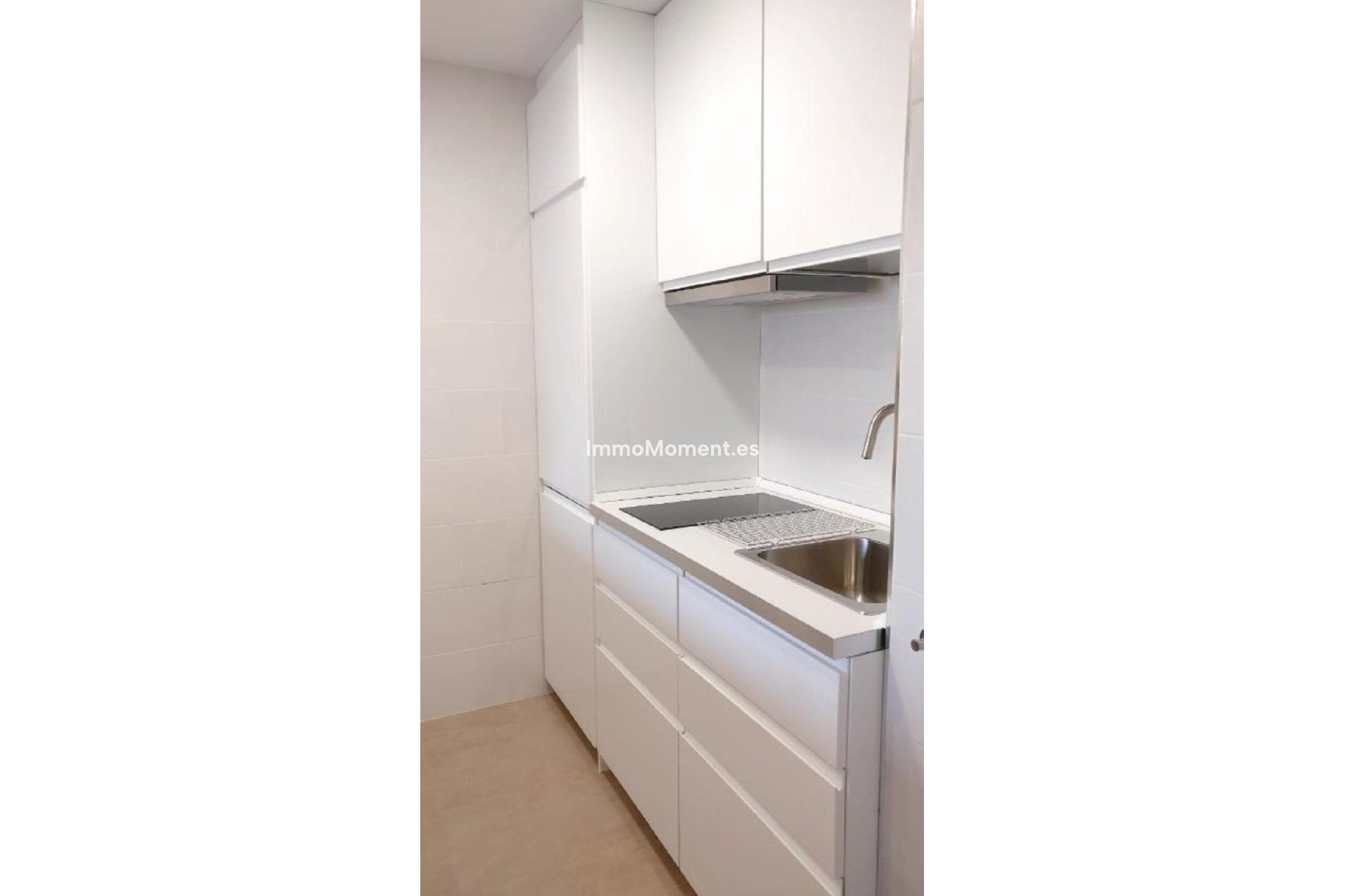 Resale - Apartment - Benalmadena - Benalmadena Centro