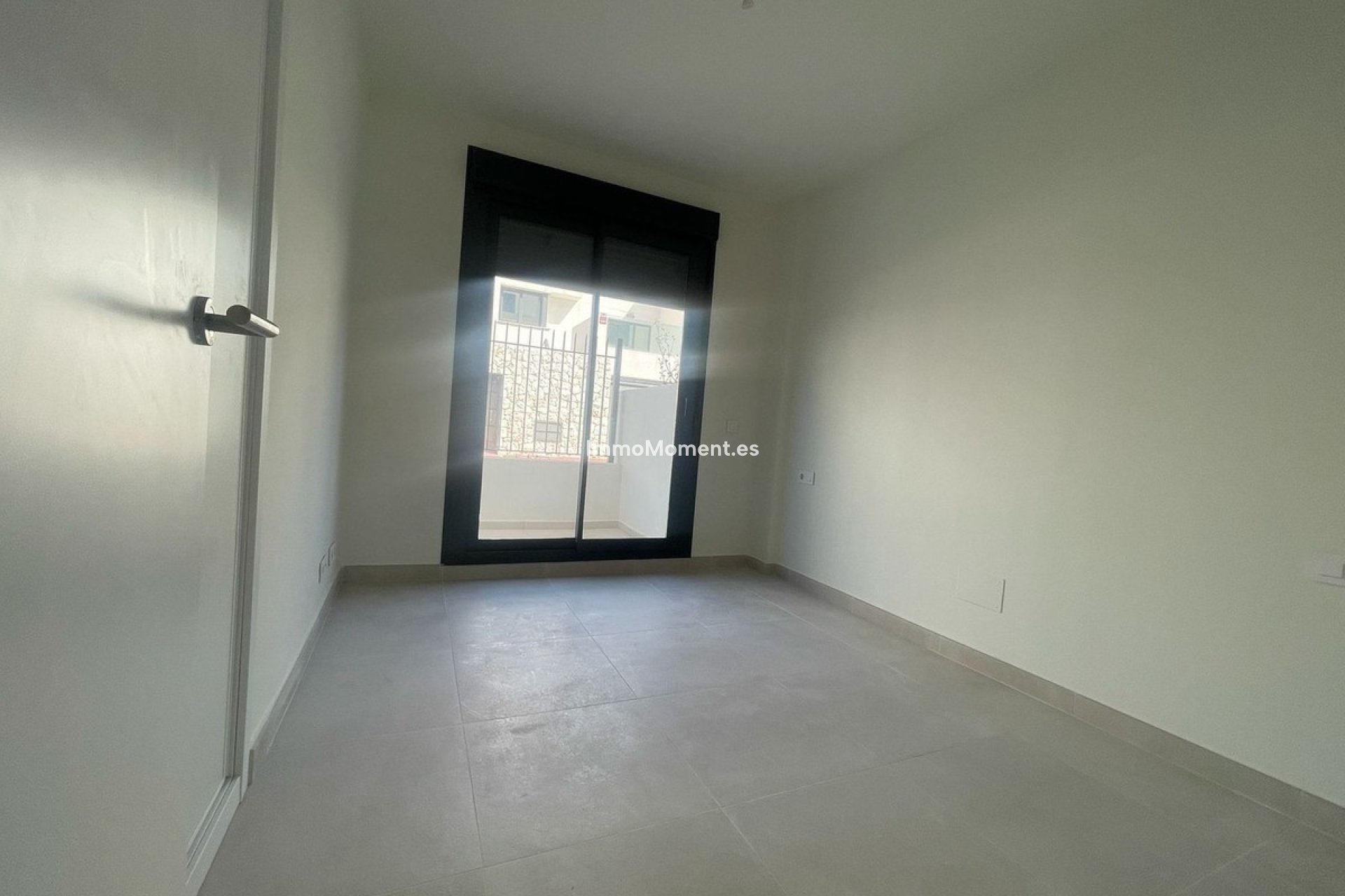 Resale - Apartment - Benalmadena - Benalmadena Centro