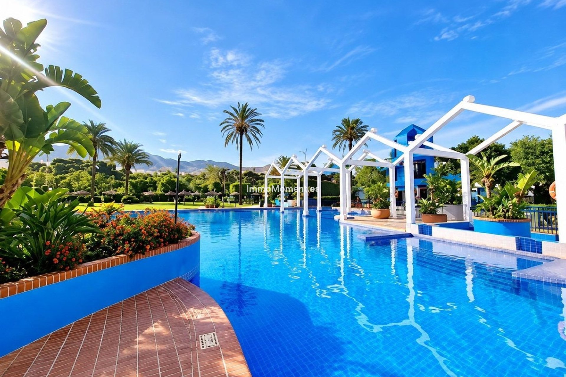 Resale - Apartment - Benalmadena - Benalmadena Centro