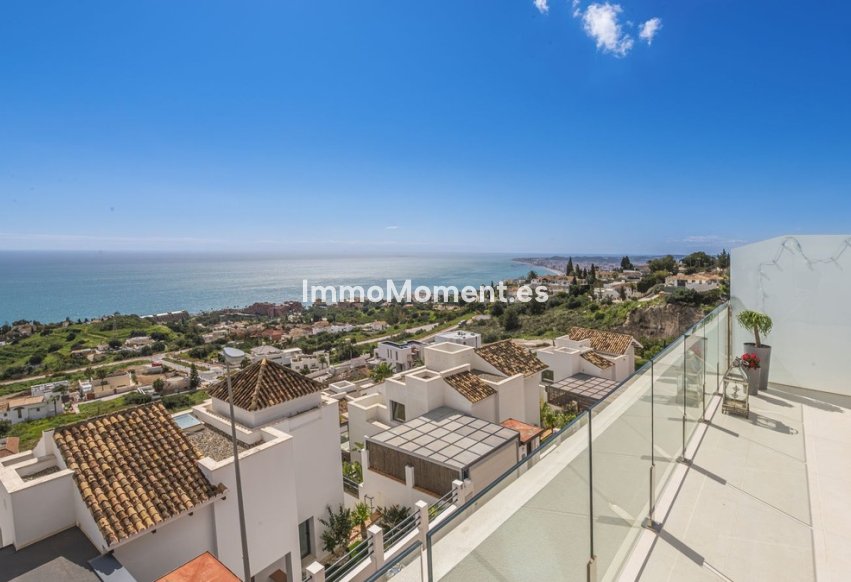 Resale - Apartment - Benalmadena - Benalmadena Centro